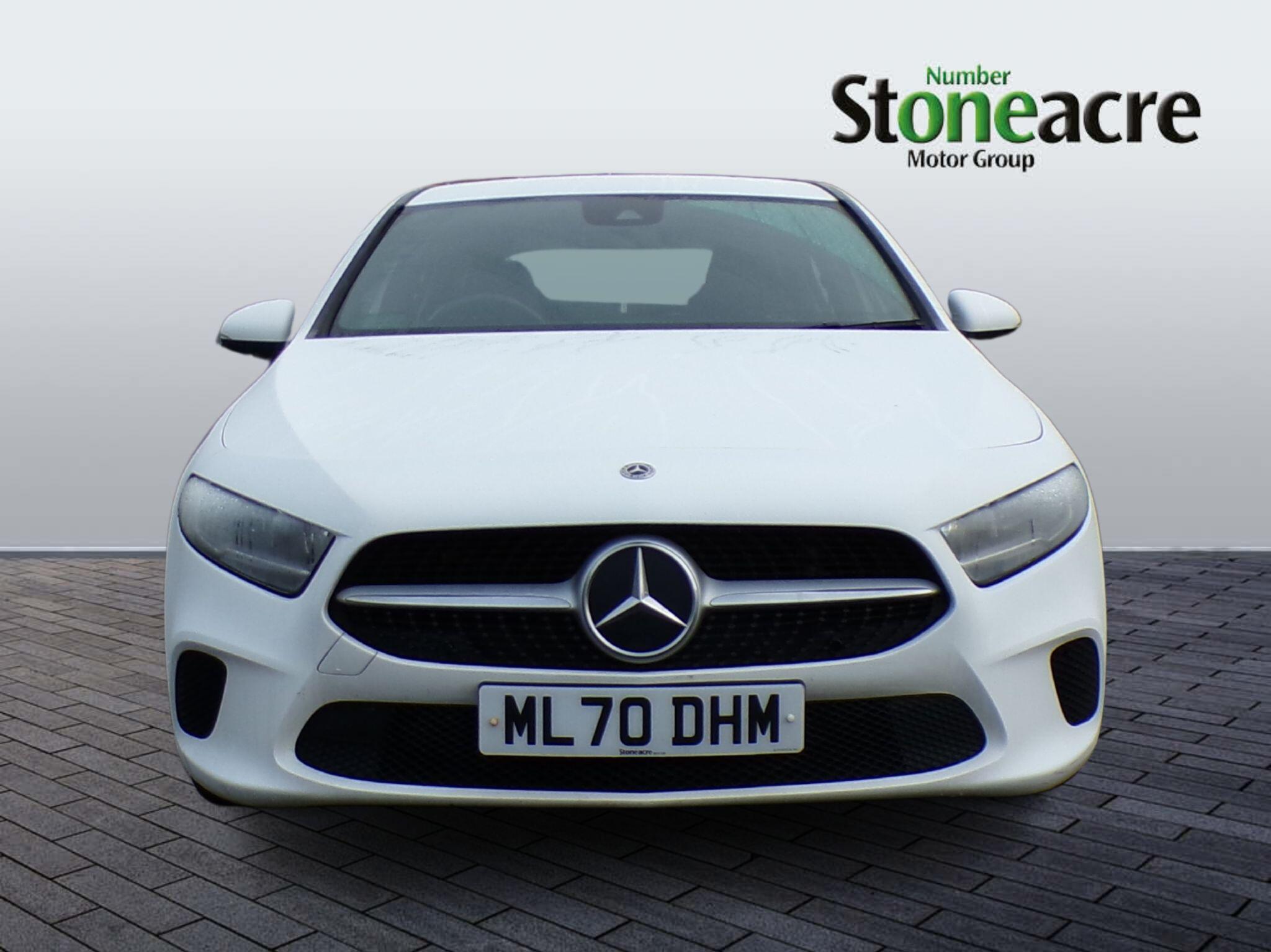 Mercedes-Benz A-Class 1.3 A180 SE Euro 6 (s/s) 5dr ML70DHM Image 2
