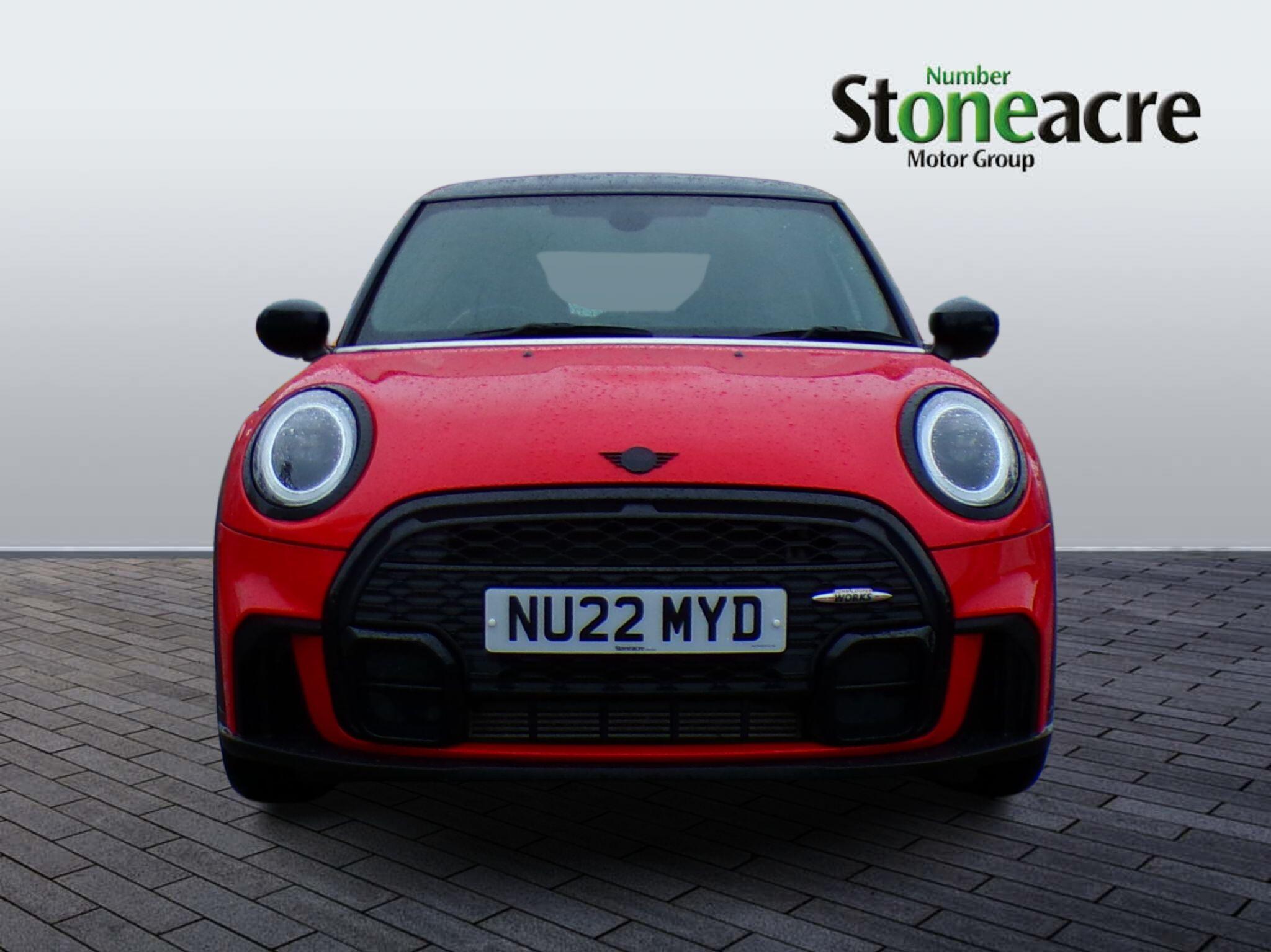 MINI Hatch 1.5 Cooper Sport Steptronic Euro 6 (s/s) 3dr NU22MYD Image 2