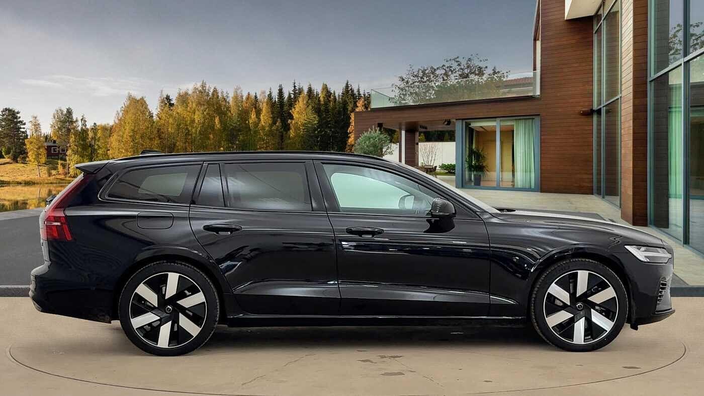 Volvo V60 Plug-In Hybrid 2.0 T8 18.8kWh Ultra Auto AWD Euro 6 (s/s) 5dr WF25FFM Image 2