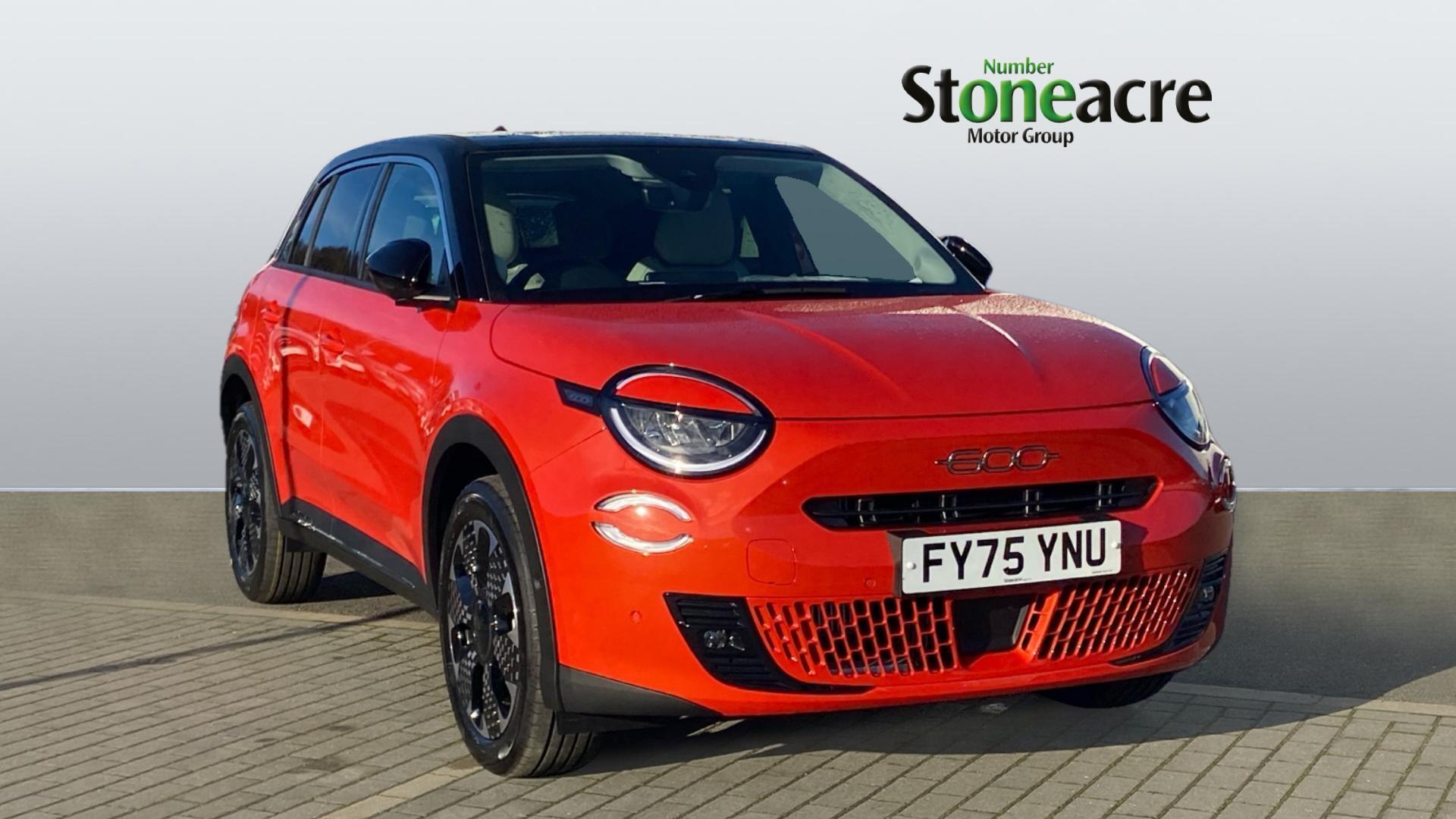 Fiat 600 1.2 MHEV La Prima e-DCT Euro 6 (s/s) 5dr FY75YNU Image 1