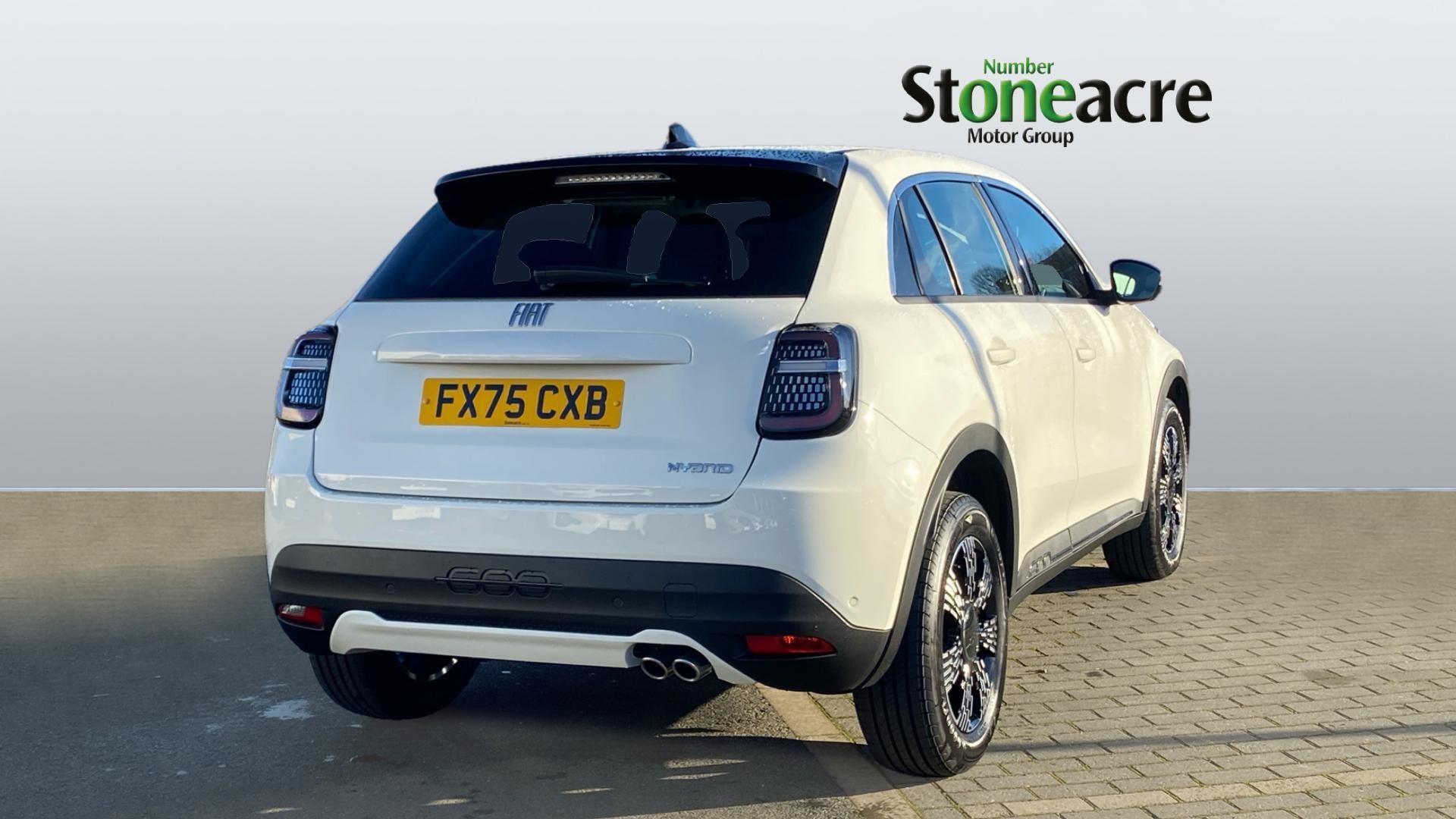 Fiat 600 1.2 MHEV e-DCT Euro 6 (s/s) 5dr FX75CXB Image 2