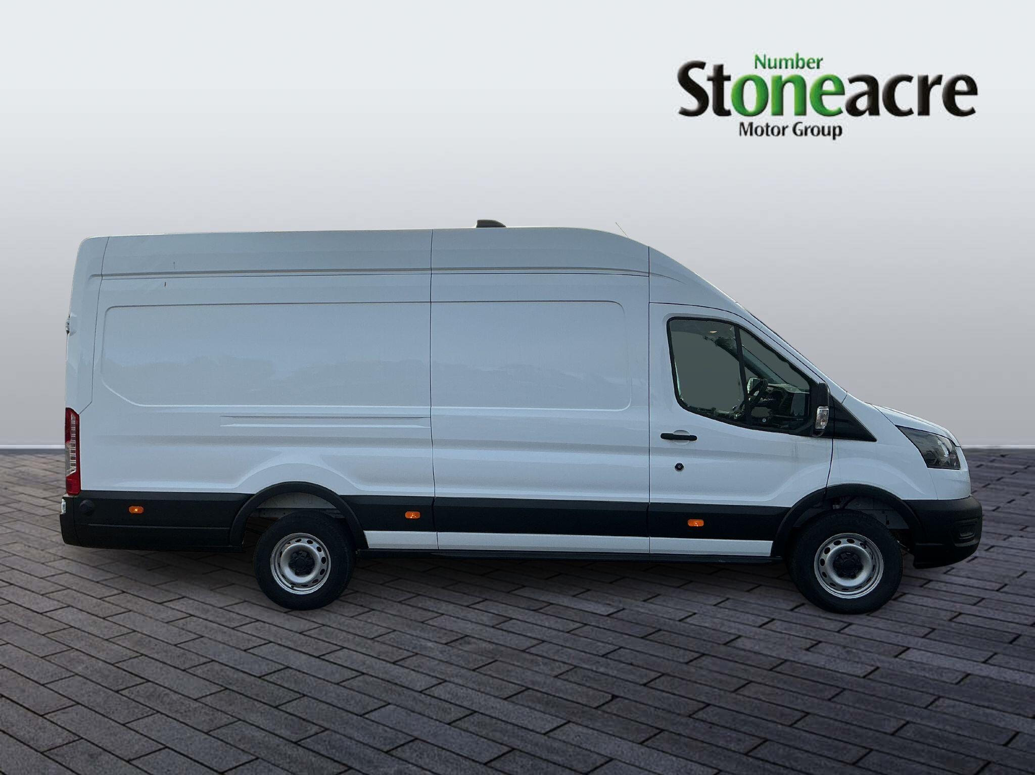 Ford Transit Image 2