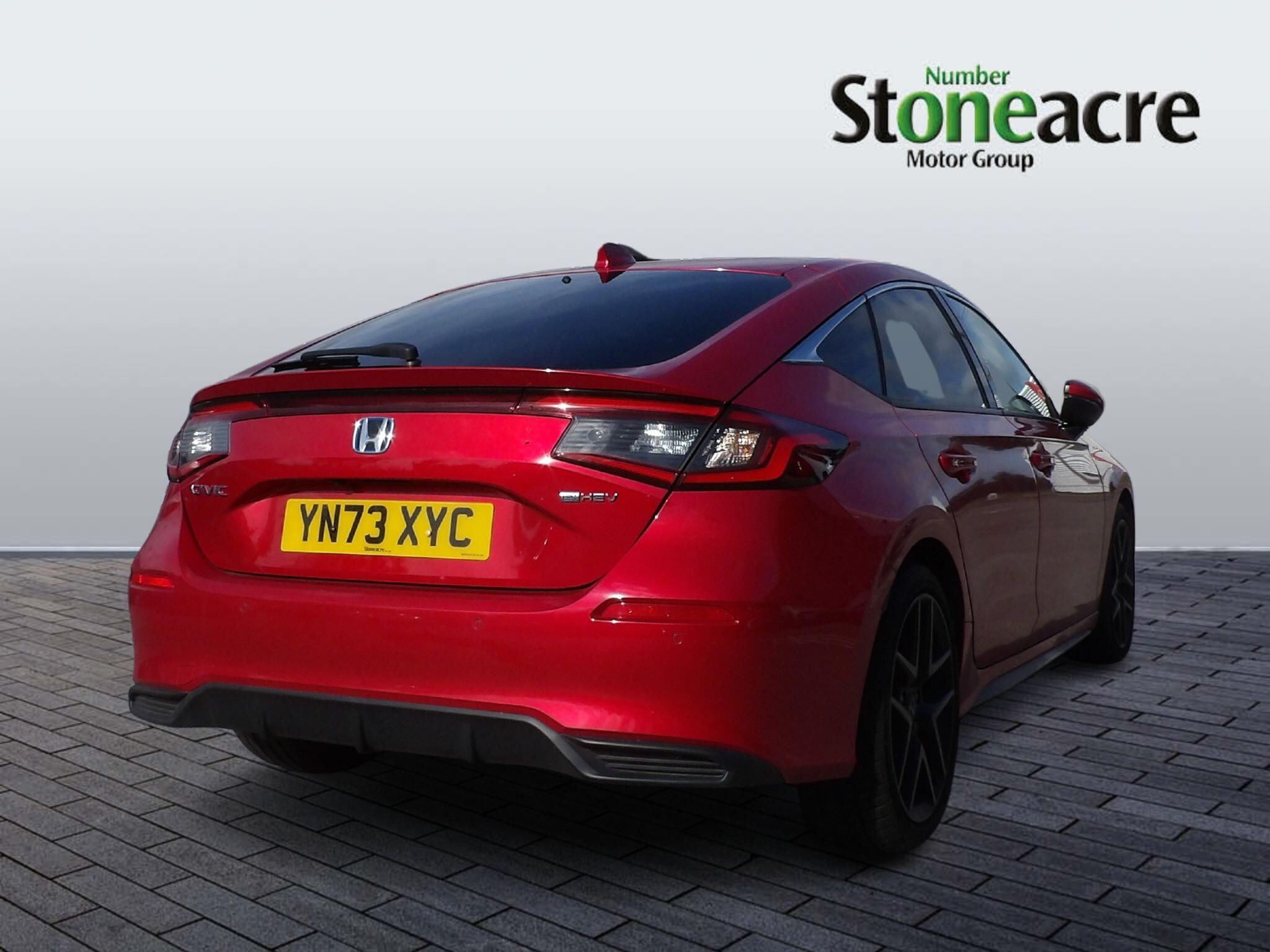 Honda Civic 2.0 h i-MMD Advance eCVT Euro 6 (s/s) 5dr YN73XYC Image 3