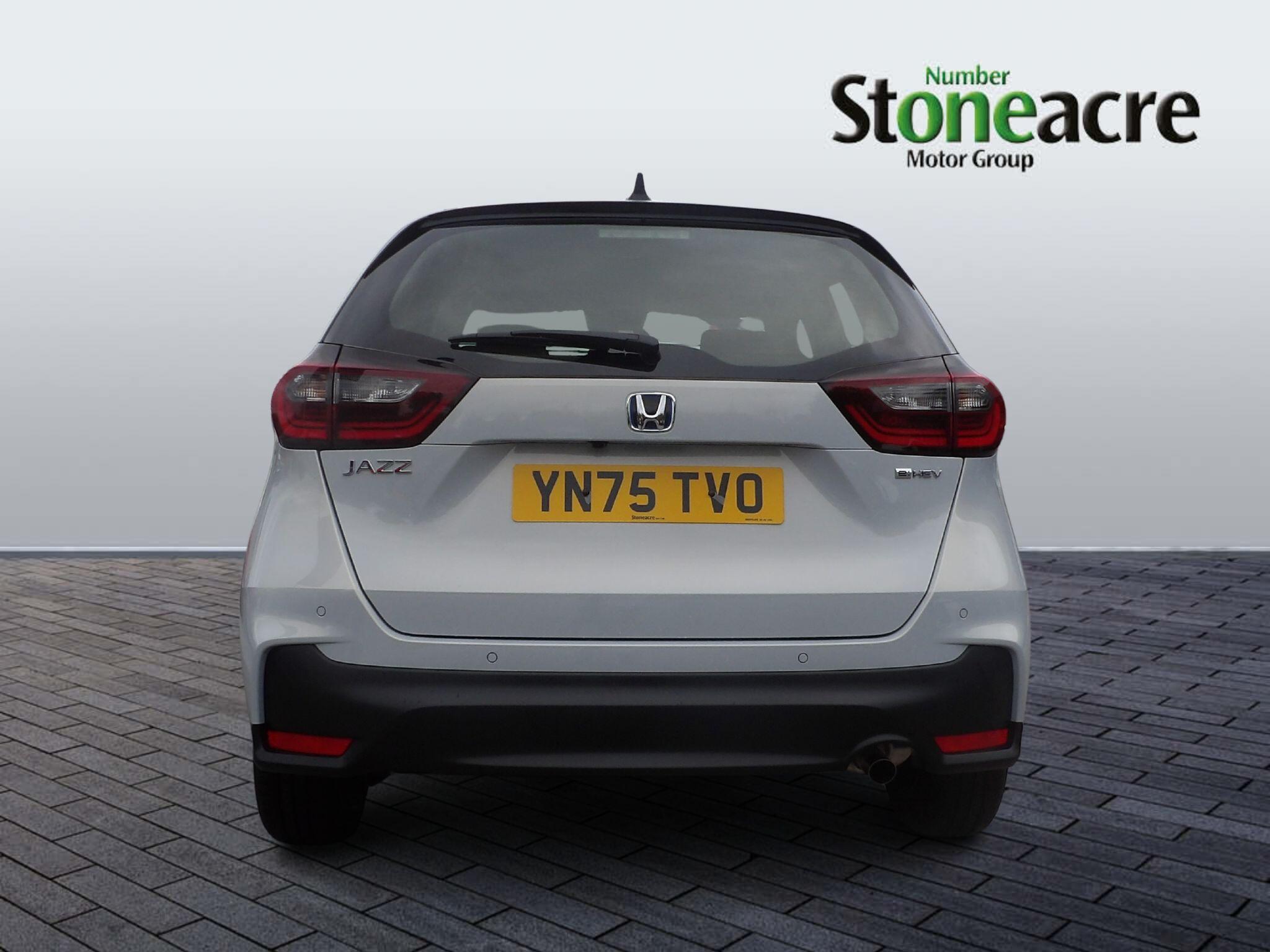 Honda Jazz Hybrid 1.5 h i-MMD Elegance eCVT Euro 6 (s/s) 5dr YN75TVO Image 3