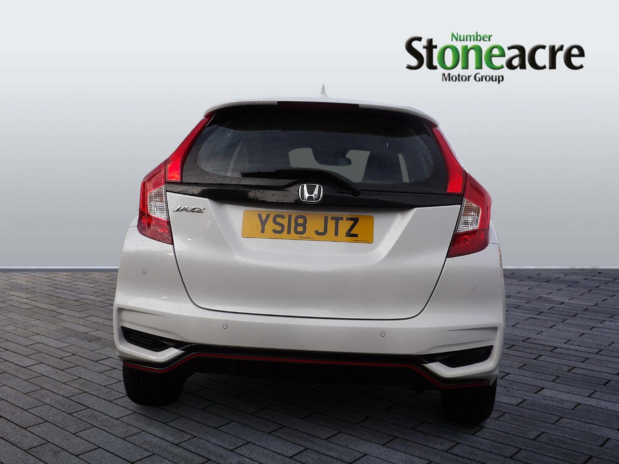 Honda Jazz 1.5 i-VTEC Sport Navi CVT Euro 6 (s/s) 5dr YS18JTZ Image 3