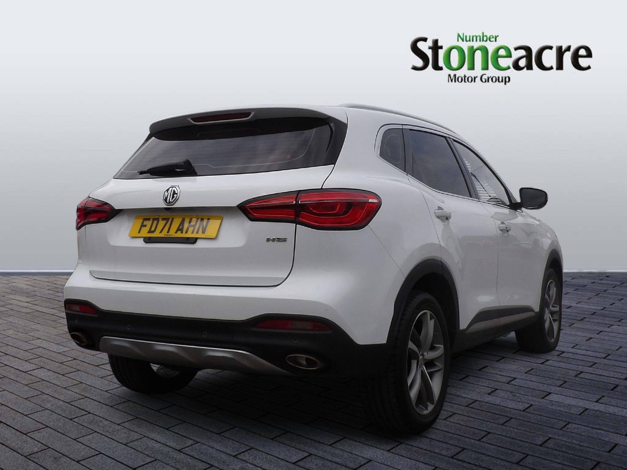 MG HS 1.5 T-GDI Excite 5dr FD71AHN Image 2