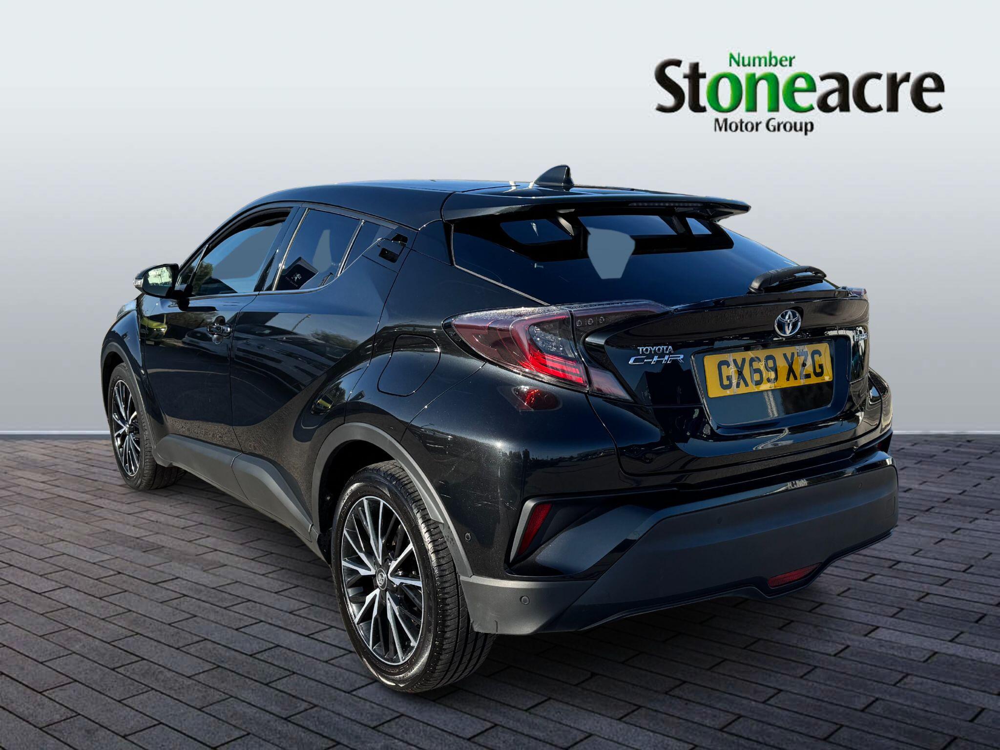 Toyota C-HR Self-Charging Hybrid Image 3