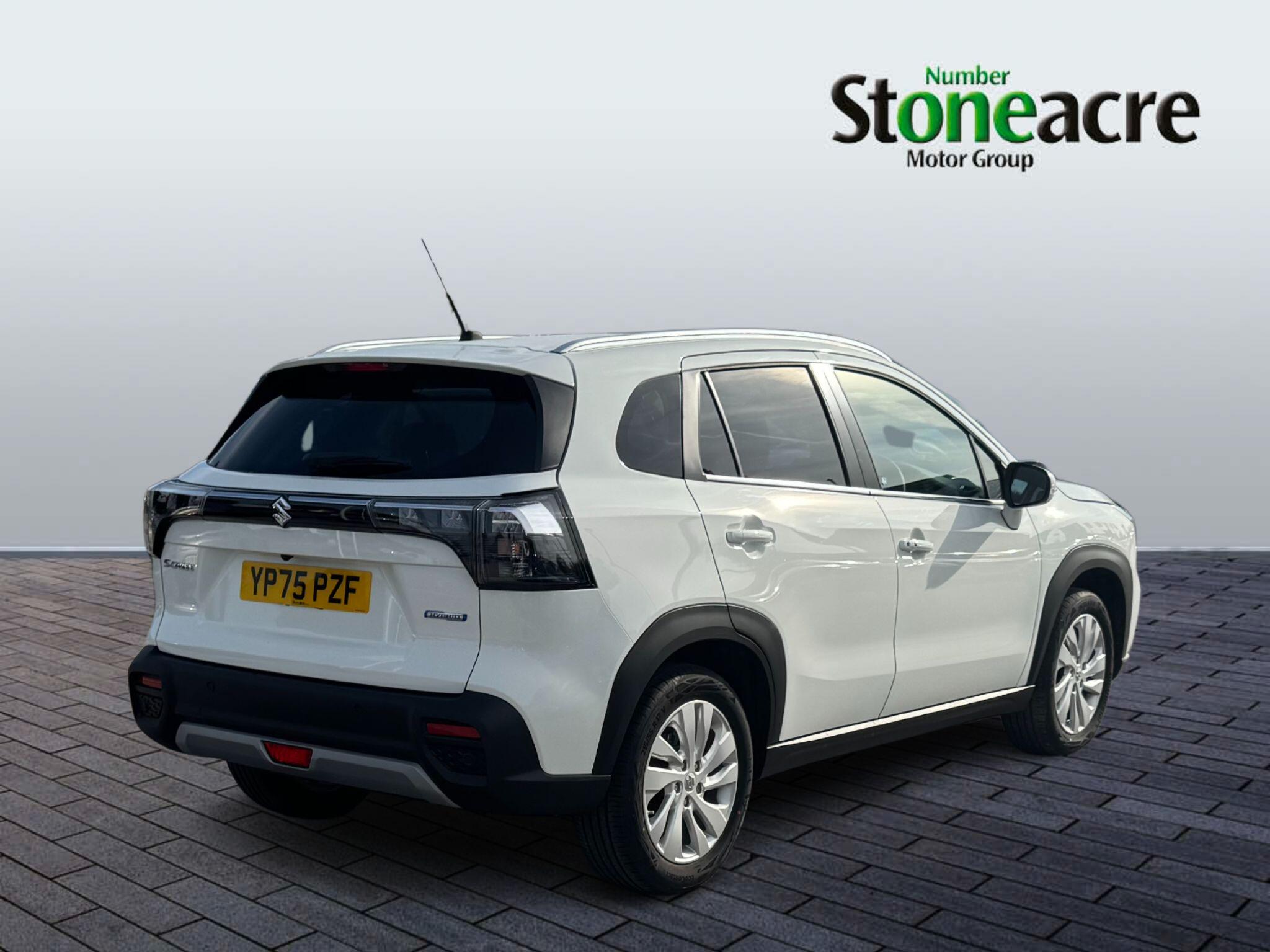 Suzuki S-Cross 1.4 Boosterjet 48V Hybrid Motion 5dr YP75PZF Image 3