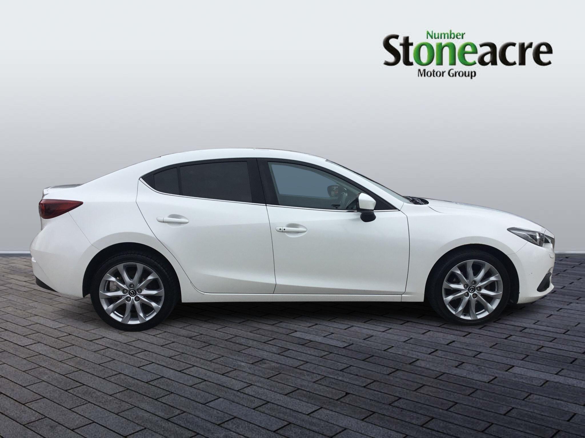 Mazda 3 2.0 SKYACTIV-G Sport Nav Fastback 4dr Petrol Auto Euro 5 (s/s) (120 ps) VO14WCG Image 2