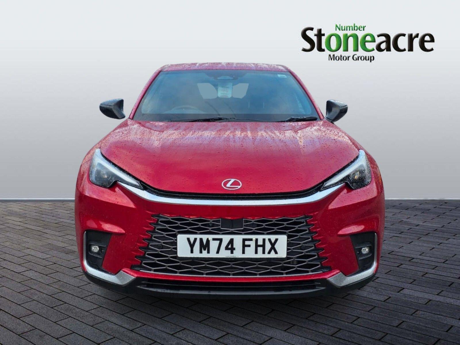 Lexus LBX 1.5 VVT-iE Takumi E-CVT Euro 6 (s/s) 5dr YM74FHX Image 2