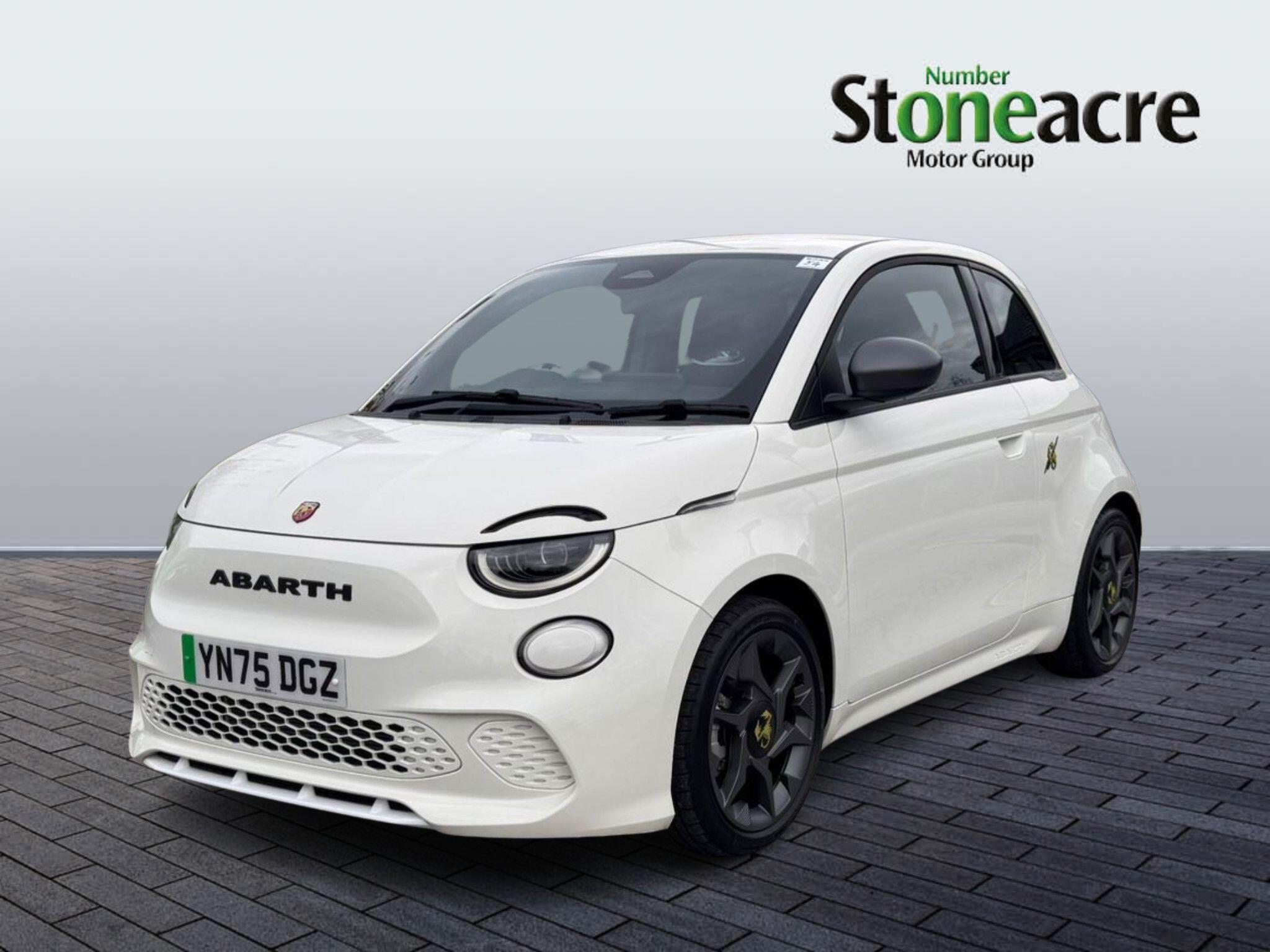 Abarth 500e 42kWh Auto 3dr YN75DGZ Image 3