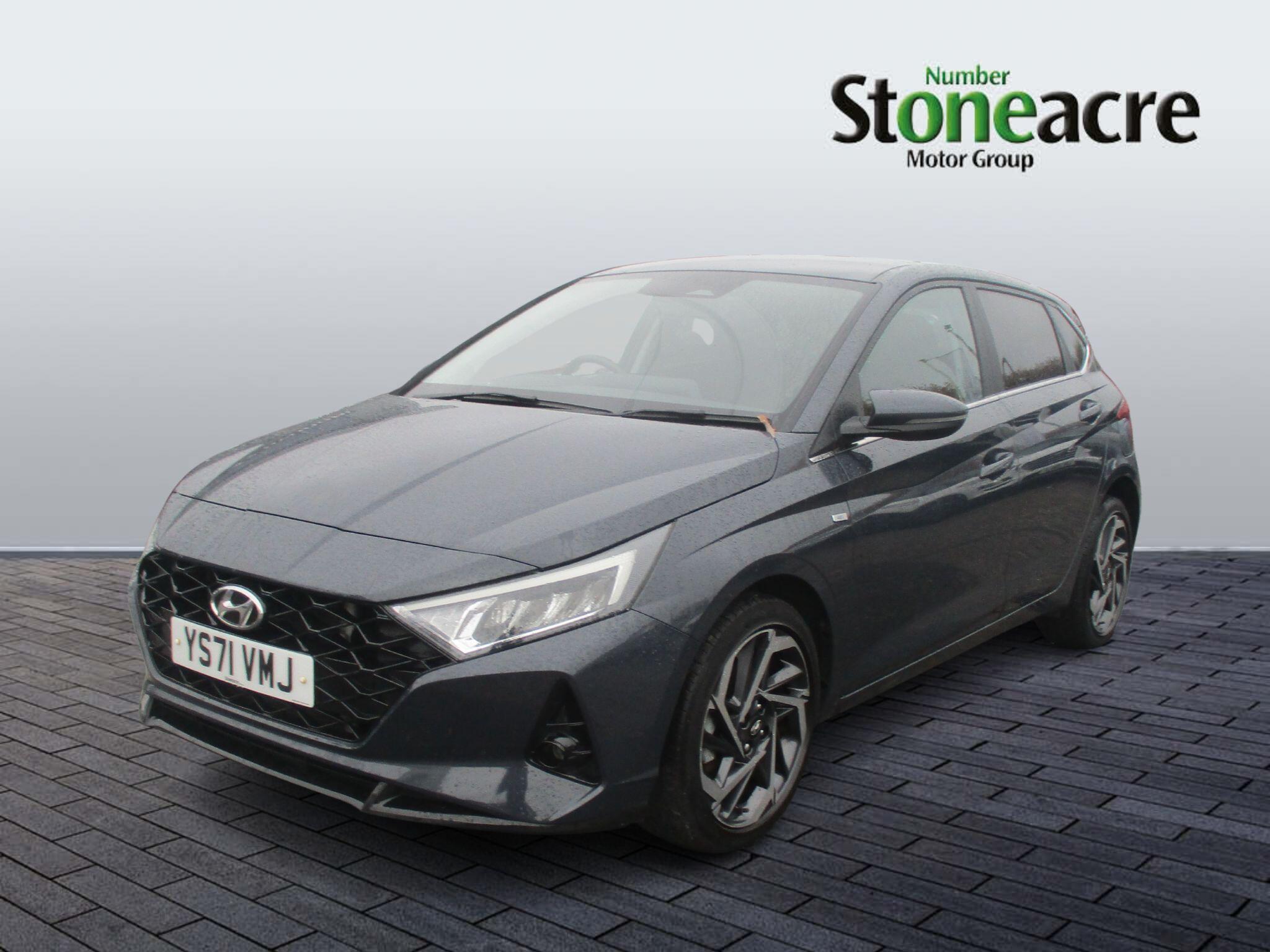 Hyundai i20 1.0 T-GDi MHEV Premium Euro 6 (s/s) 5dr YS71VMJ Image 3