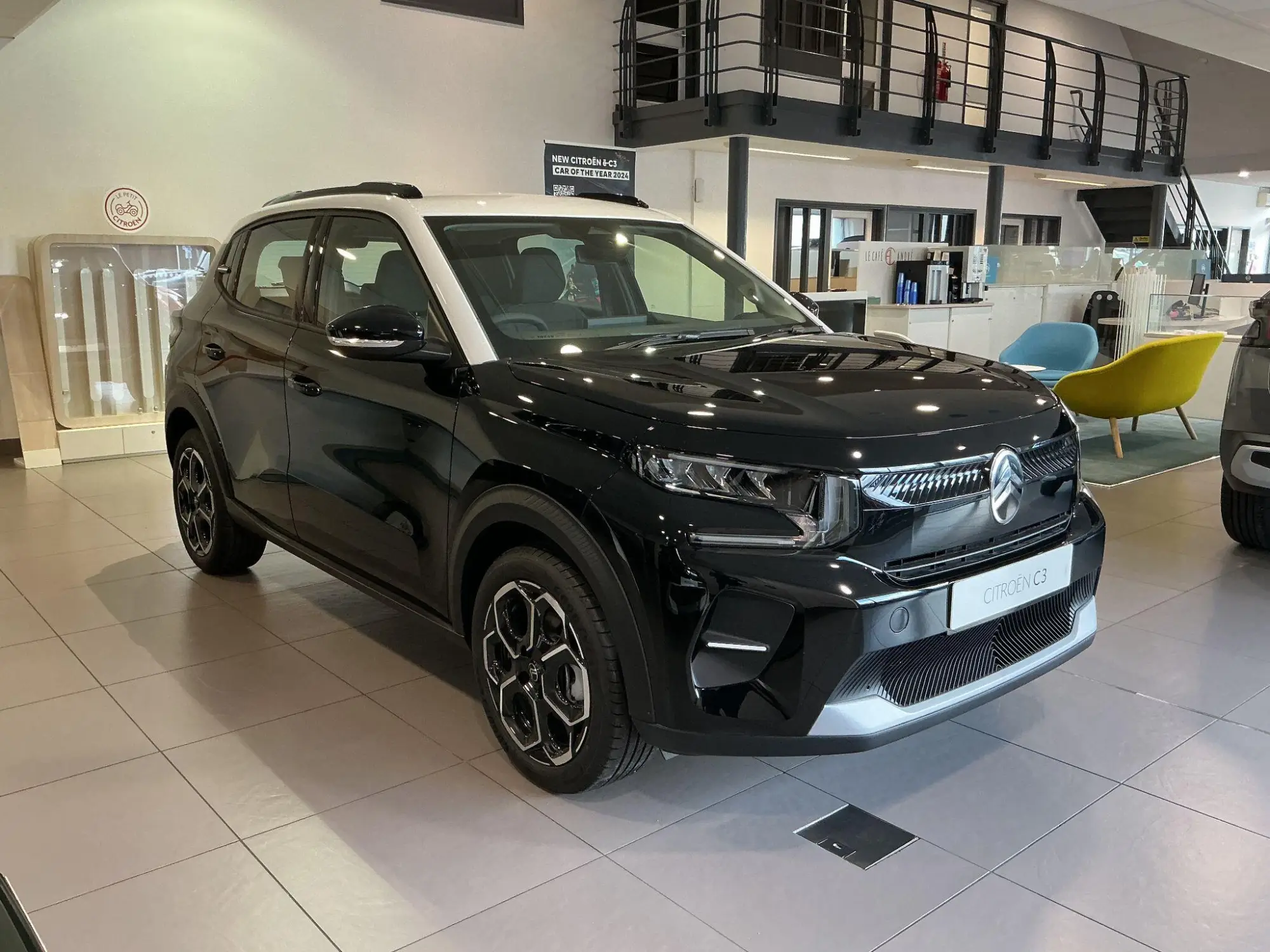 Citroen C3 1.2 Turbo PLUS Euro 6 (s/s) 5dr Image 1