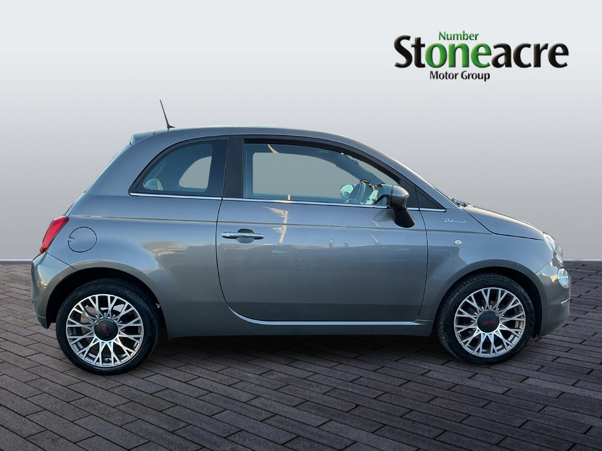 Fiat 500 1.0 Mild Hybrid Dolcevita [Part Leather] 3dr YT22RJU Image 2