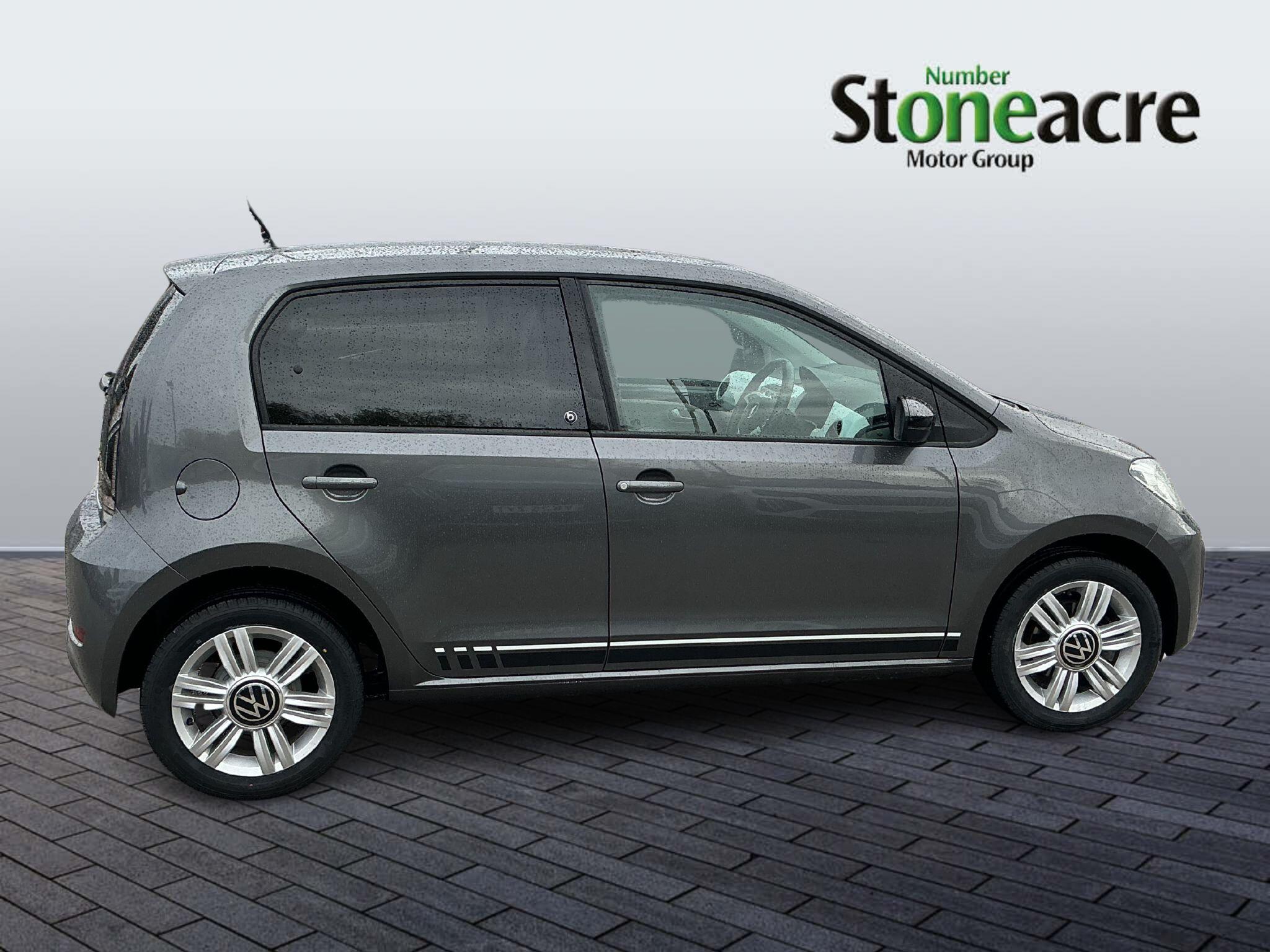 Volkswagen up! 1.0 beats Euro 6 (s/s) 5dr YO23ZVB Image 2