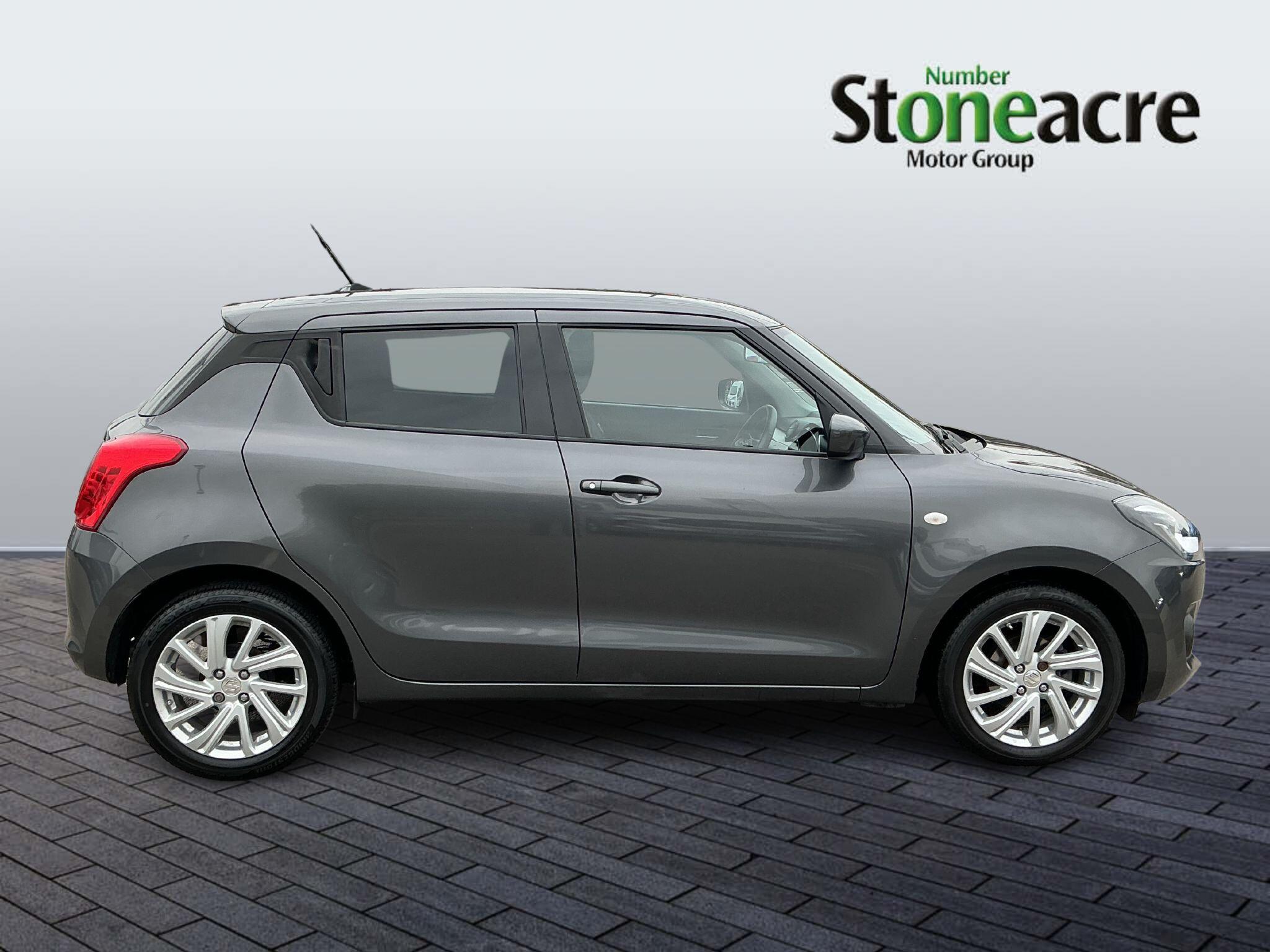 Suzuki Swift Image 2