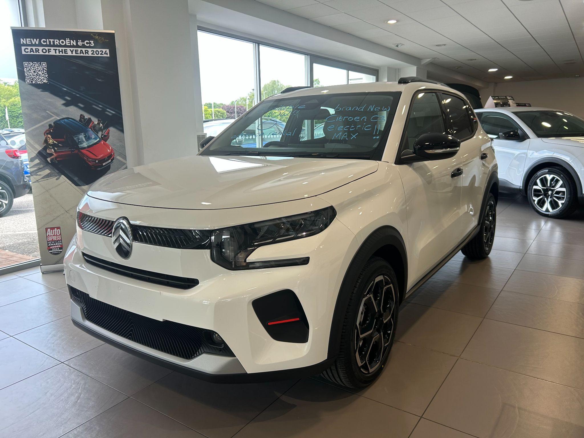 Citroen e-C3 44kWh MAX Auto 5dr (11kW Charger) null Image 1