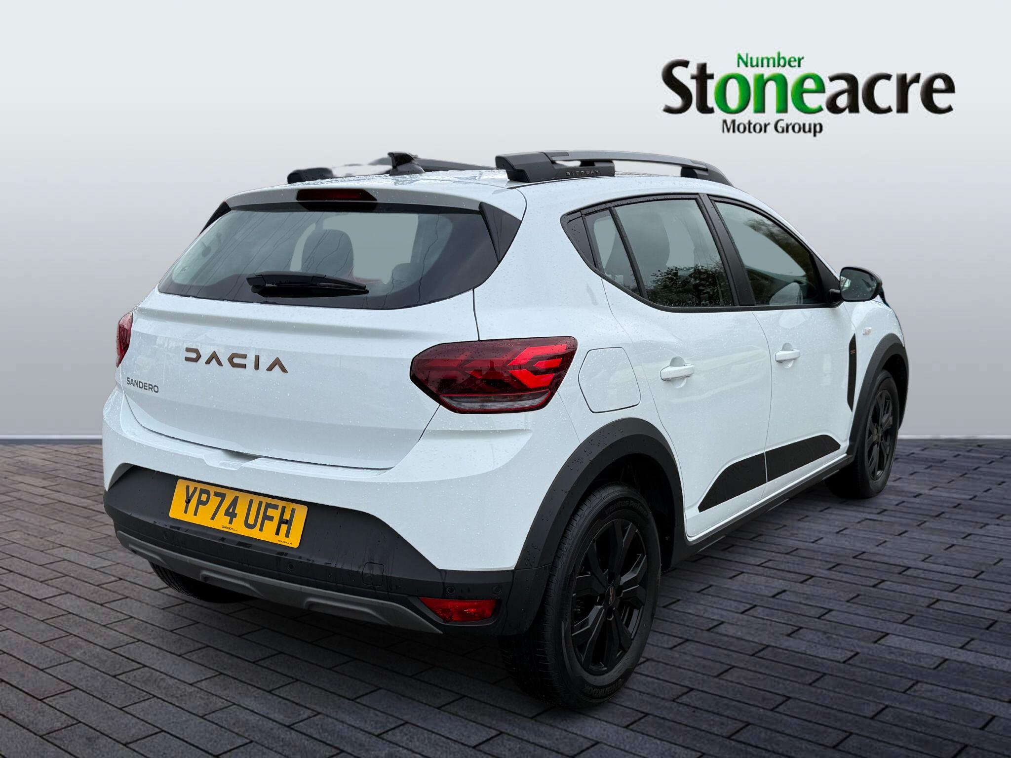 Dacia Sandero Stepway 1.0 TCe Extreme 5dr YP74UFH Image 2
