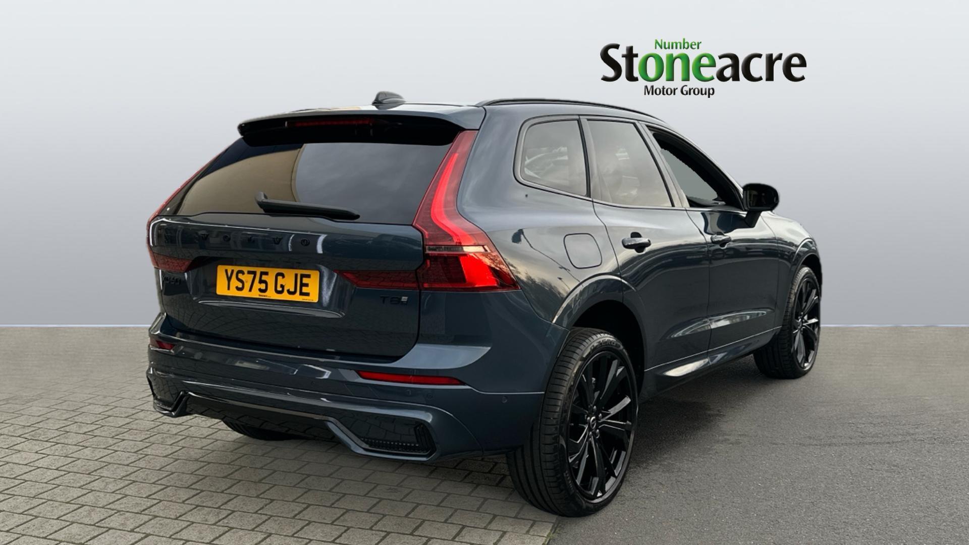 Volvo XC60 Image 2