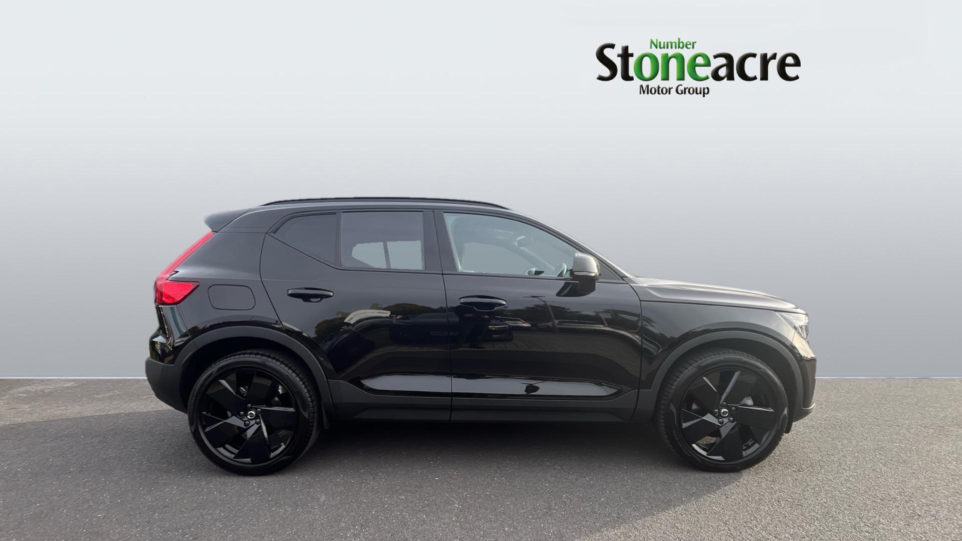 Volvo XC40 Image 3