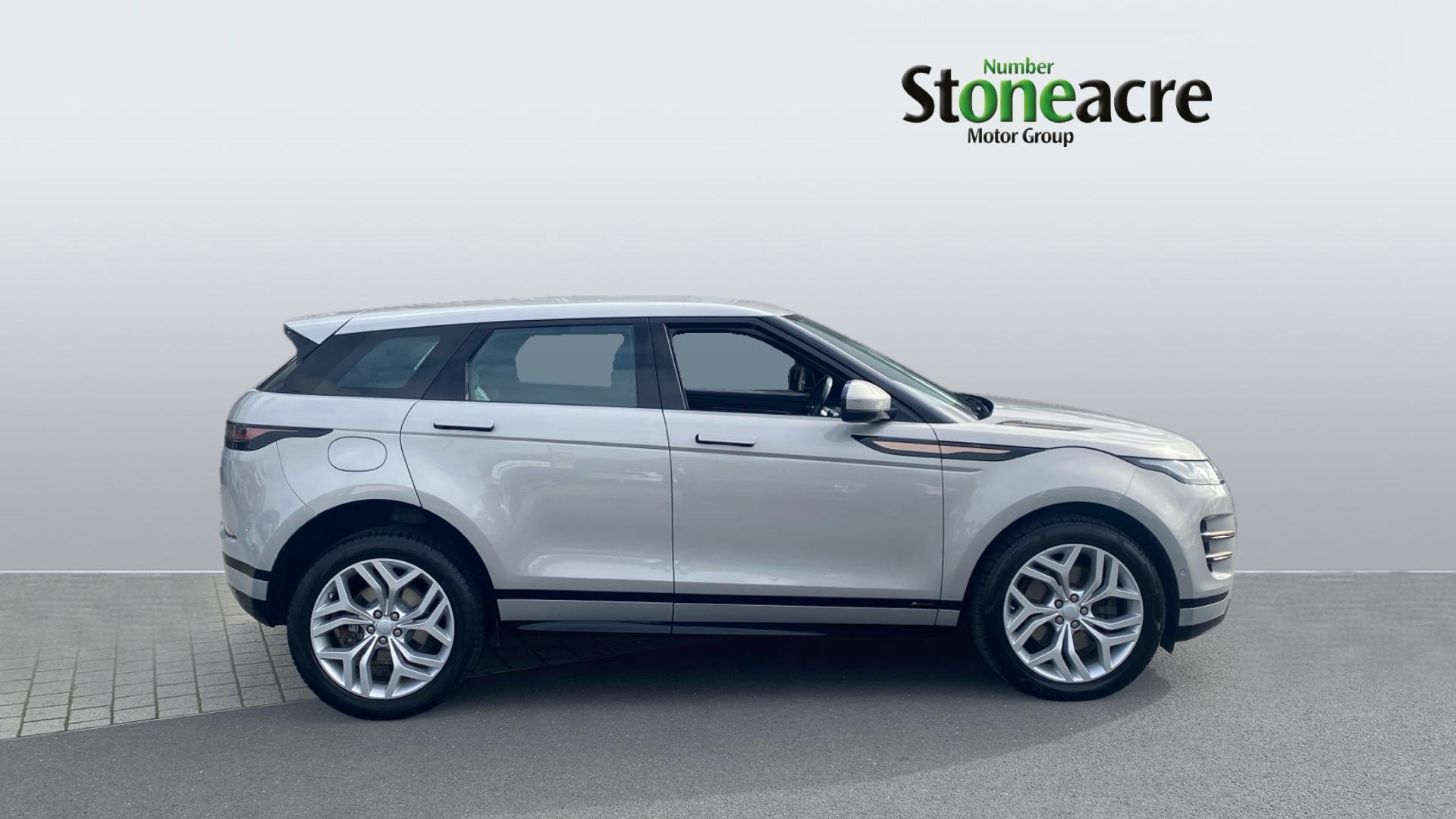 Land Rover Range Rover Evoque 2.0 D240 R-Dynamic SE Auto 4WD Euro 6 (s/s) 5dr KJ69BLZ Image 3