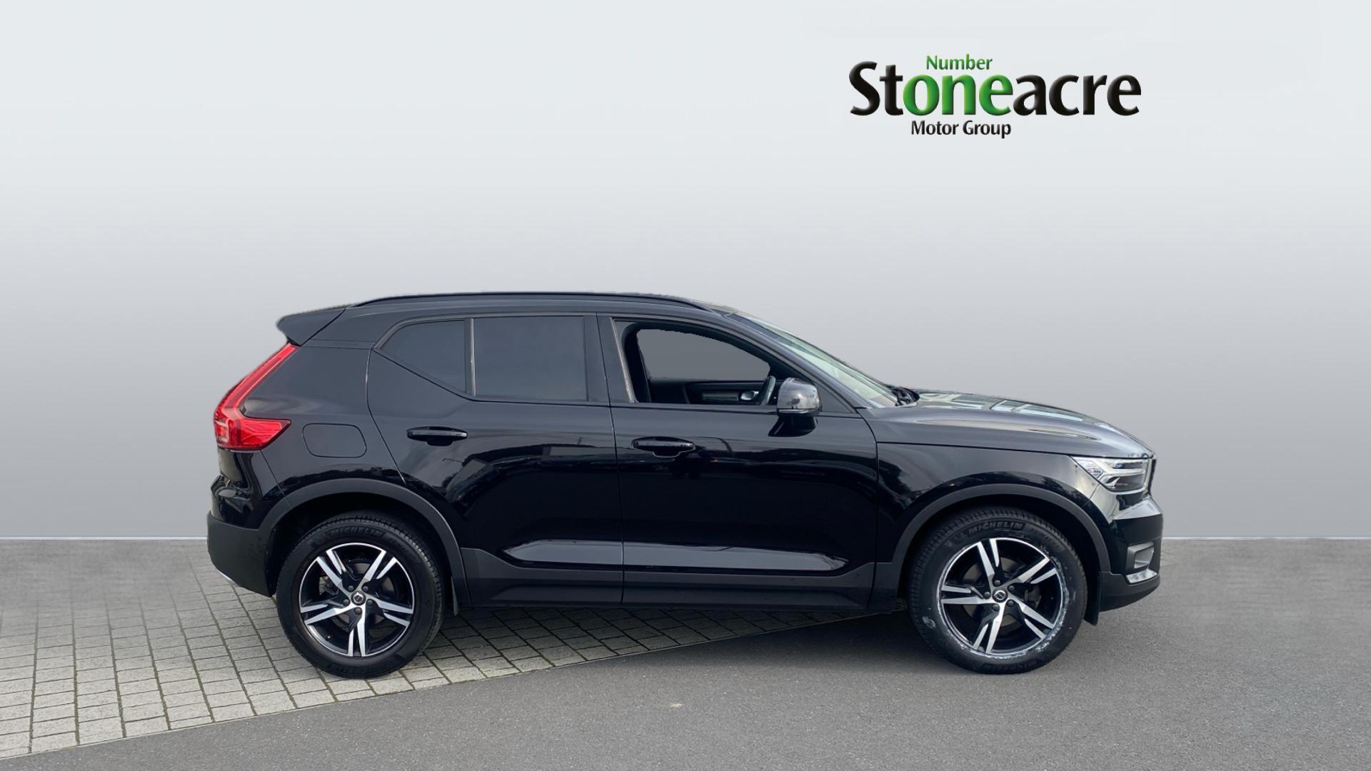 Volvo XC40 Image 3