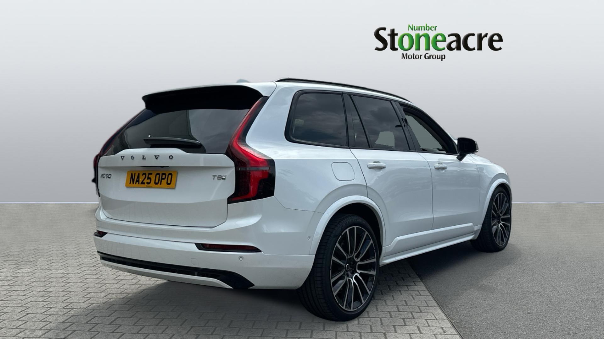 Volvo XC90 2.0 T8 18.8kWh Ultra Bright Auto 4WD Euro 6 (s/s) 5dr NA25OPO Image 2