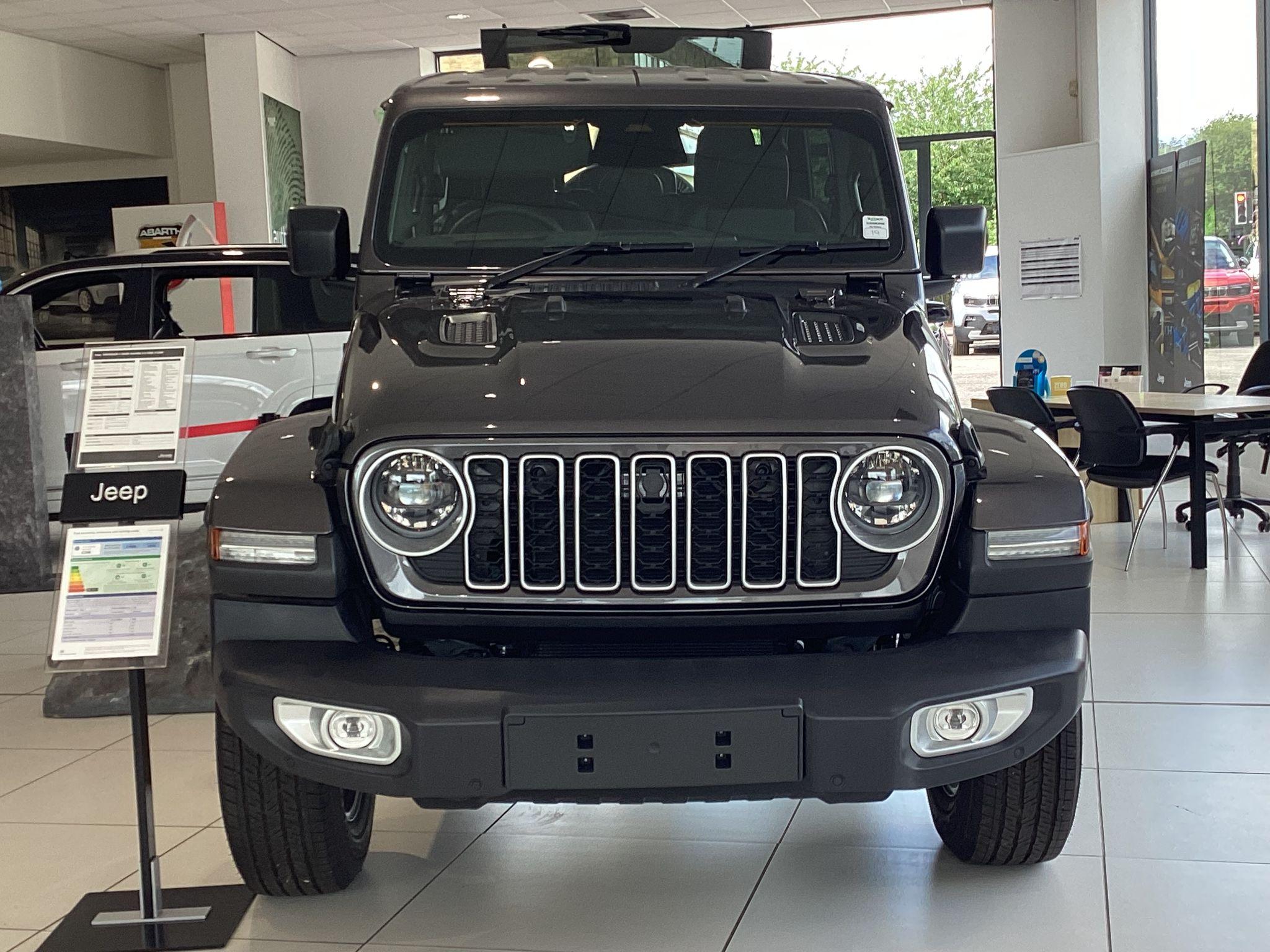 Jeep Wrangler 2.0 GME Sahara Auto 4WD Euro 6 (s/s) 4dr null Image 2