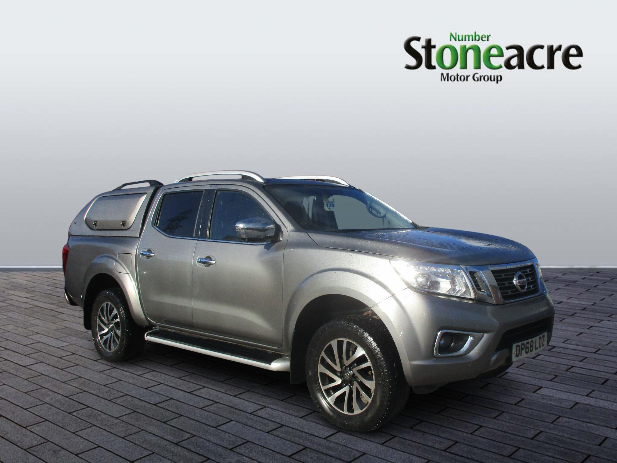 Nissan Navara 2.3 dCi Tekna Pickup 4dr Diesel Auto 4WD Euro 6 (190 ps) DP68LDZ Image 1