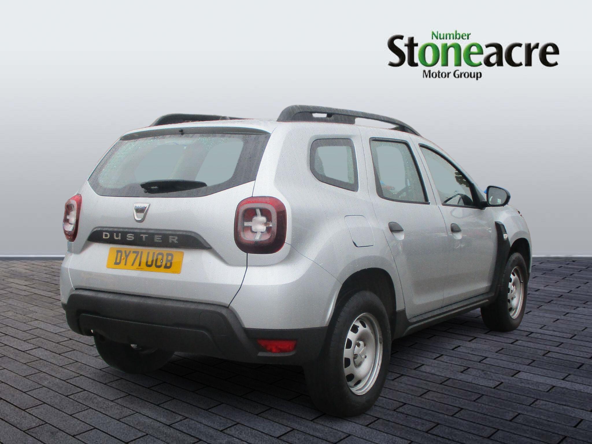 Dacia Duster 1.0 TCe 100 Bi-Fuel Essential 5dr DY71UOB Image 2