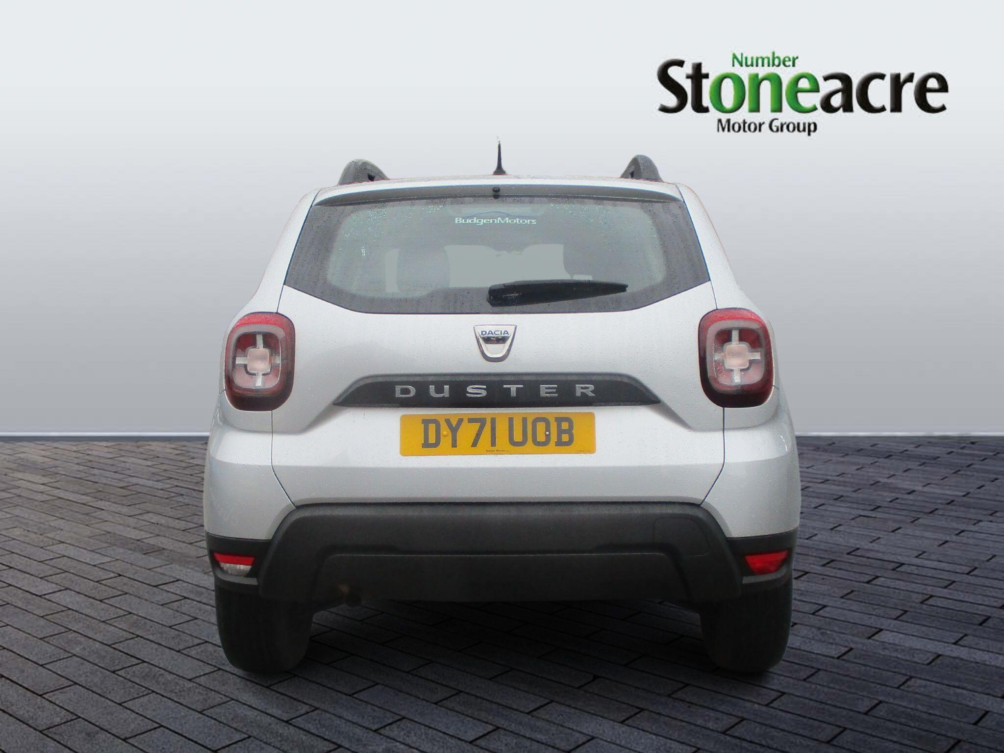 Dacia Duster 1.0 TCe 100 Bi-Fuel Essential 5dr DY71UOB Image 3