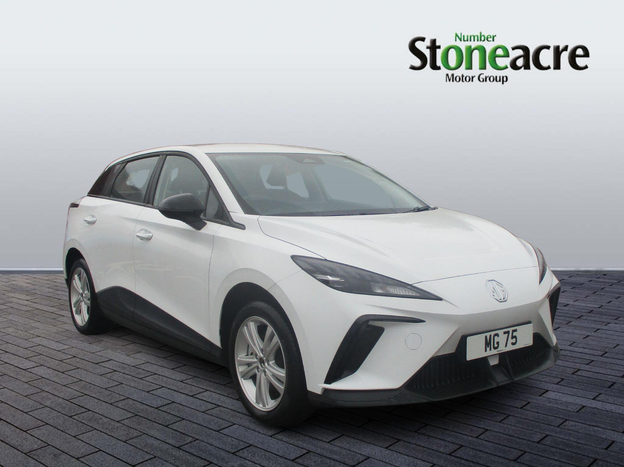 MG 4 EV 49kWh SE Auto 5dr FG75CVS Image 1