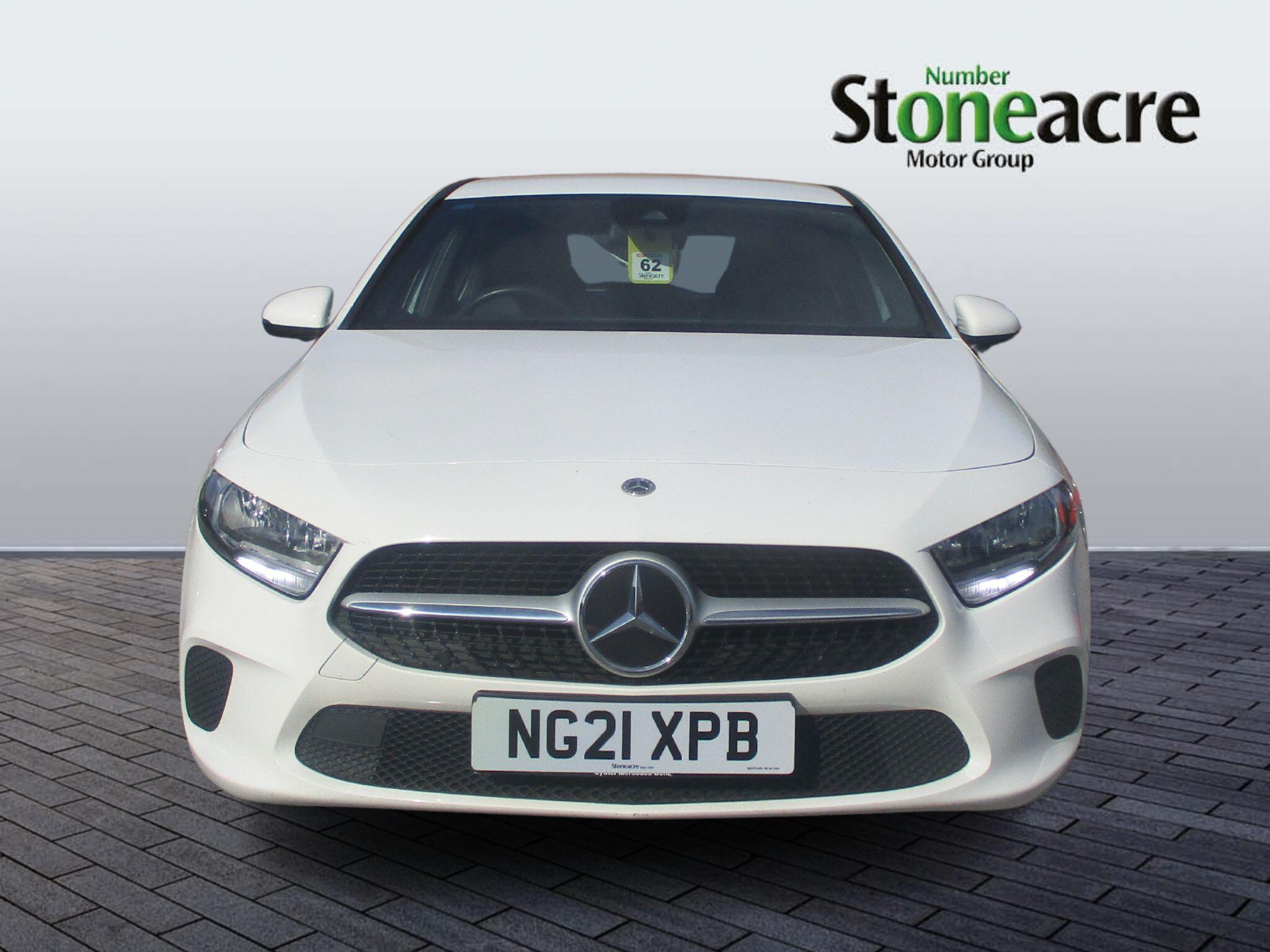 Mercedes-Benz A-Class 1.3 A180 SE Hatchback 5dr Petrol 7G-DCT Euro 6 (s/s) (136 ps) NG21XPB Image 2