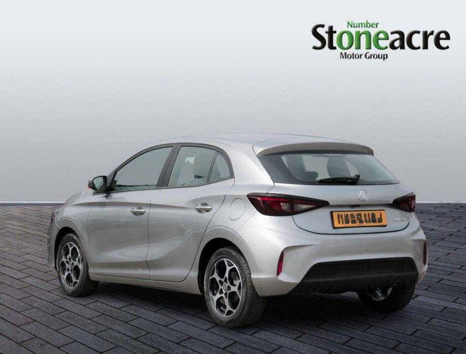 MG 3 1.5 MHEV Trophy Auto Euro 6 (s/s) 5dr FG75KTP Image 3