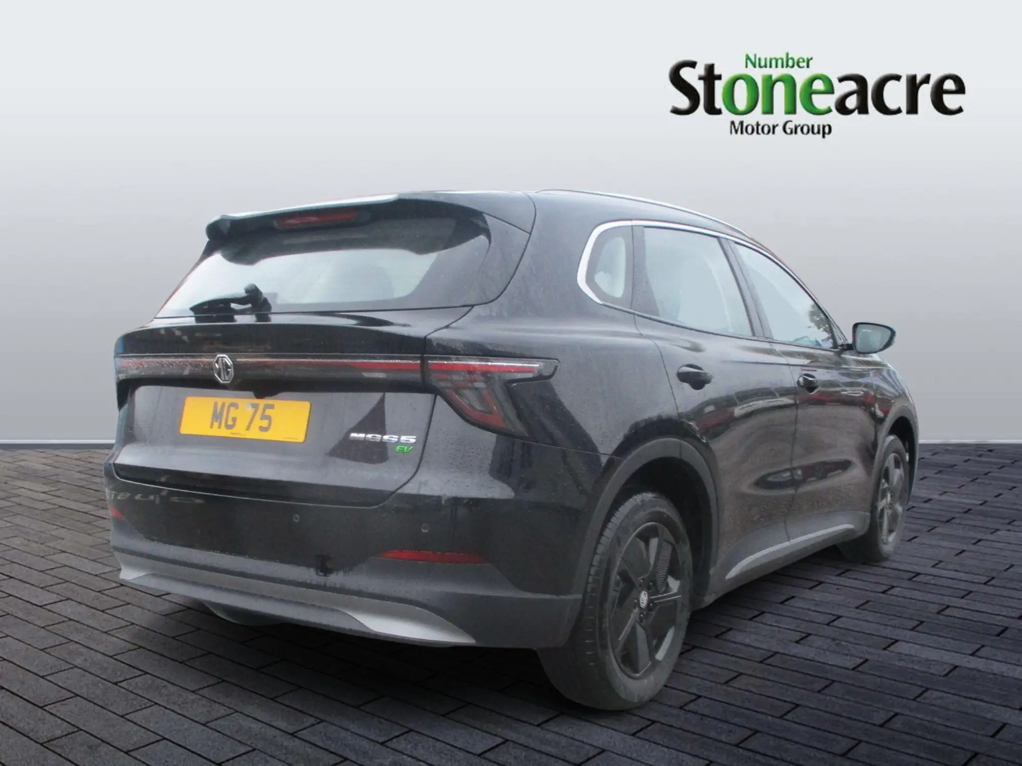 MG S5 EV 49kWh SE Auto 5dr FG75JVJ Image 3