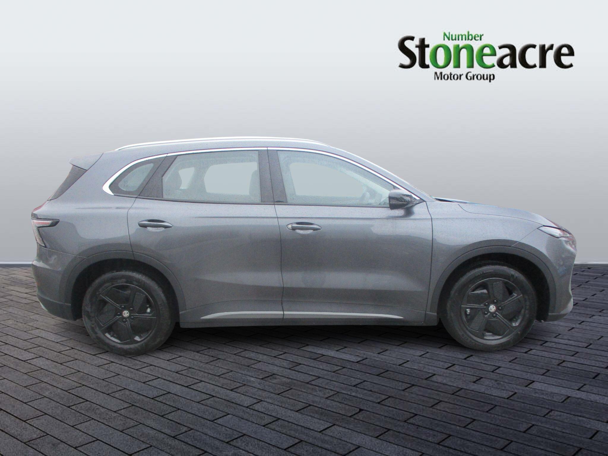 MG S5 EV 49kWh SE Auto 5dr FG75JVA Image 2