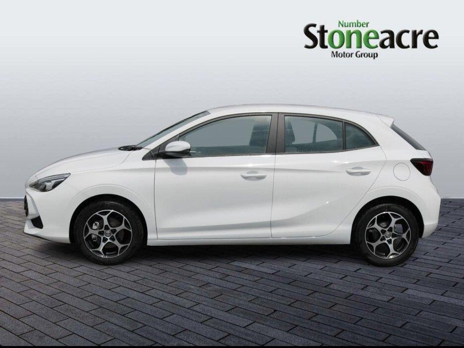 MG 3 1.5 MHEV Trophy Auto Euro 6 (s/s) 5dr FG75KTL Image 2