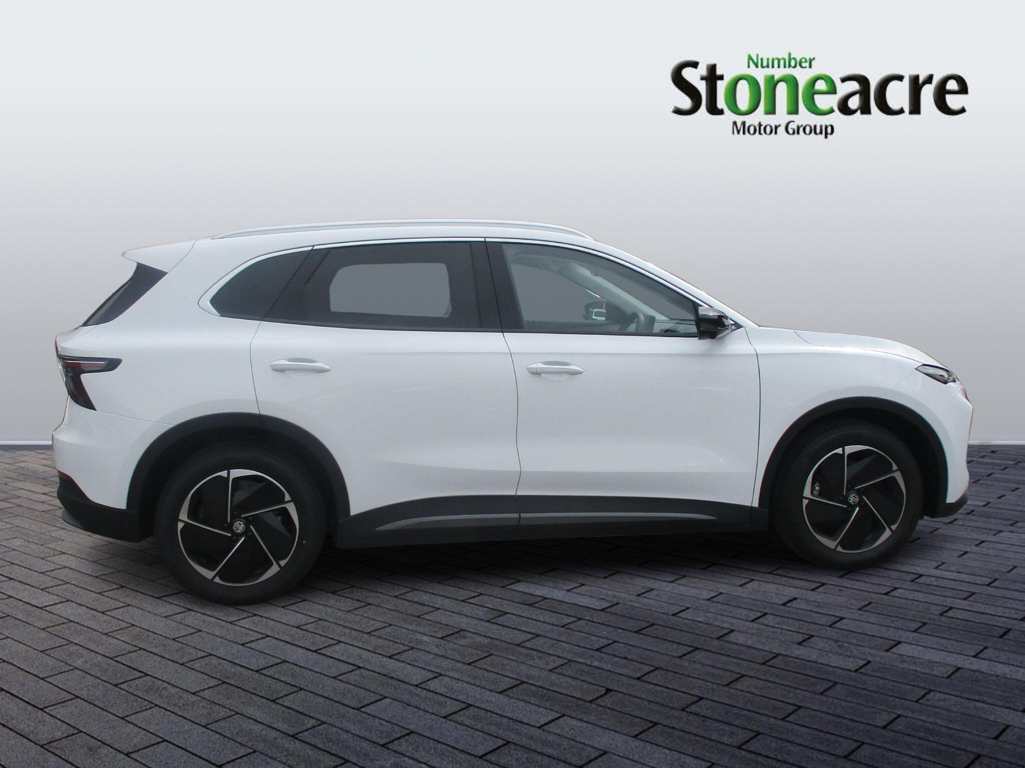 MG S5 EV 64kWh Trophy Long Range Auto 5dr FH25CZV Image 2