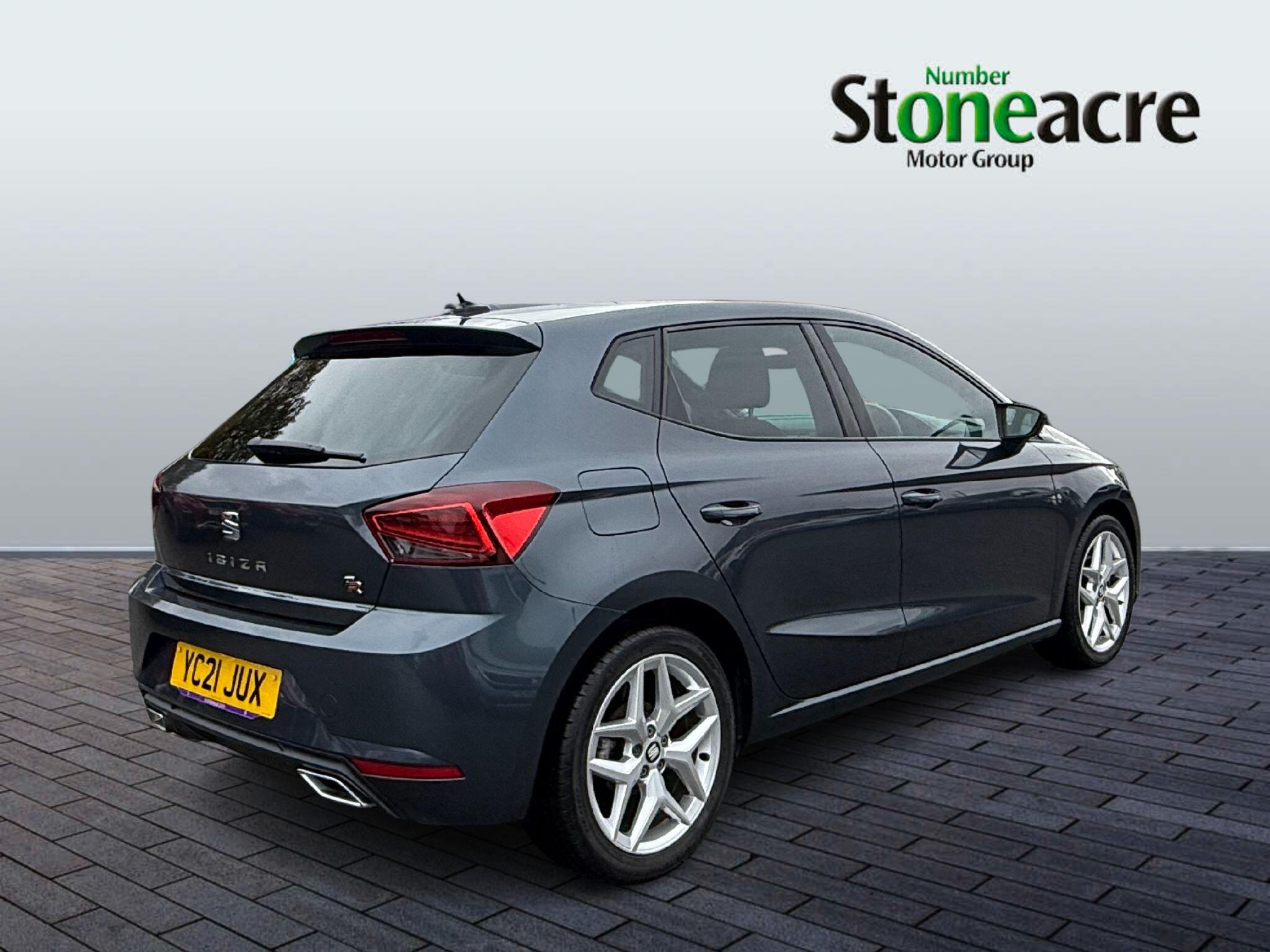 SEAT Ibiza 1.0 TSI FR Hatchback 5dr Petrol DSG Euro 6 (s/s) (110 ps) YC21JUX Image 3