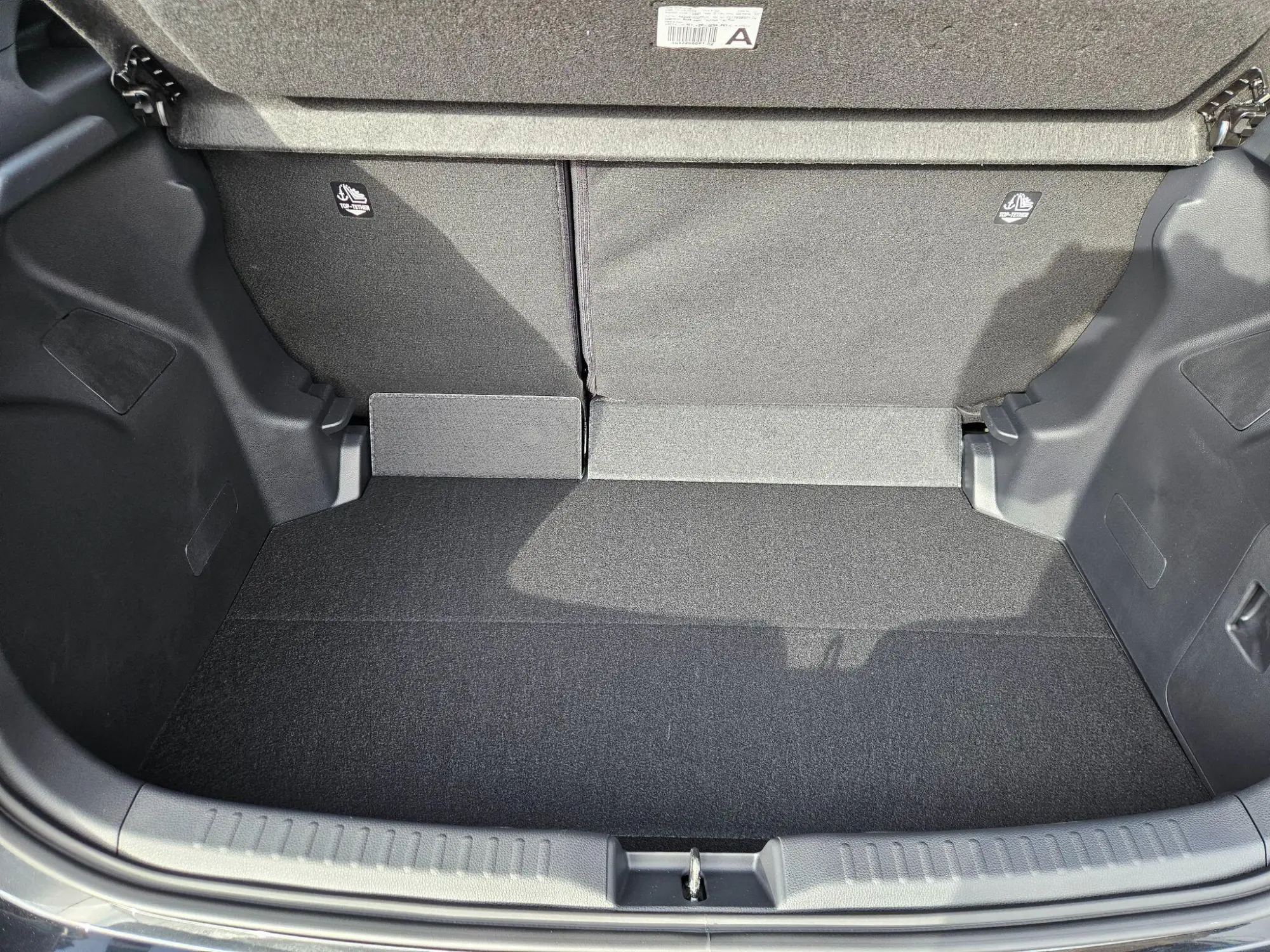 Mazda2 Hybrid Image 9