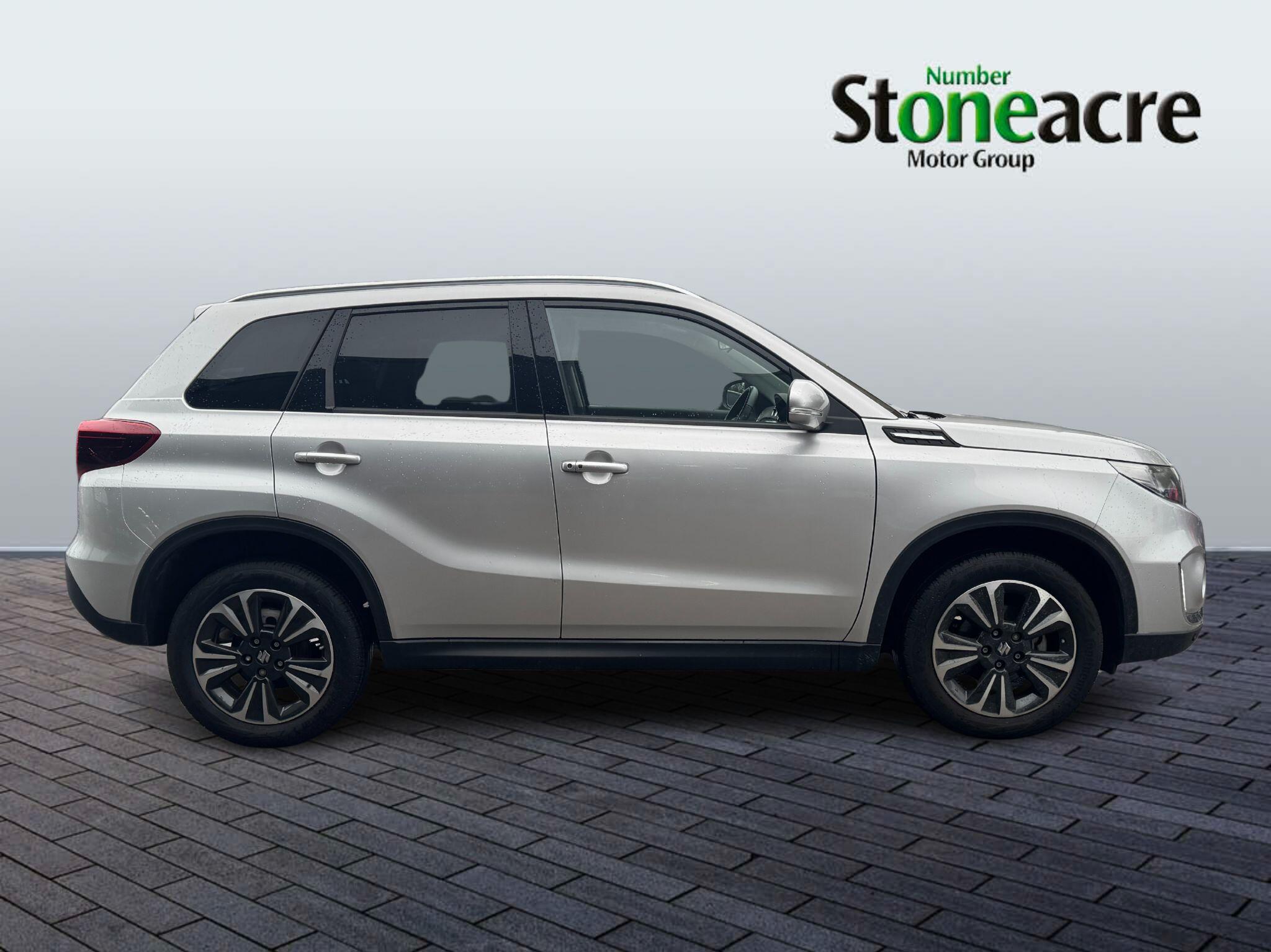 Suzuki Vitara 1.4 Boosterjet 48V Hybrid SZ5 5dr YG24KKC Image 2