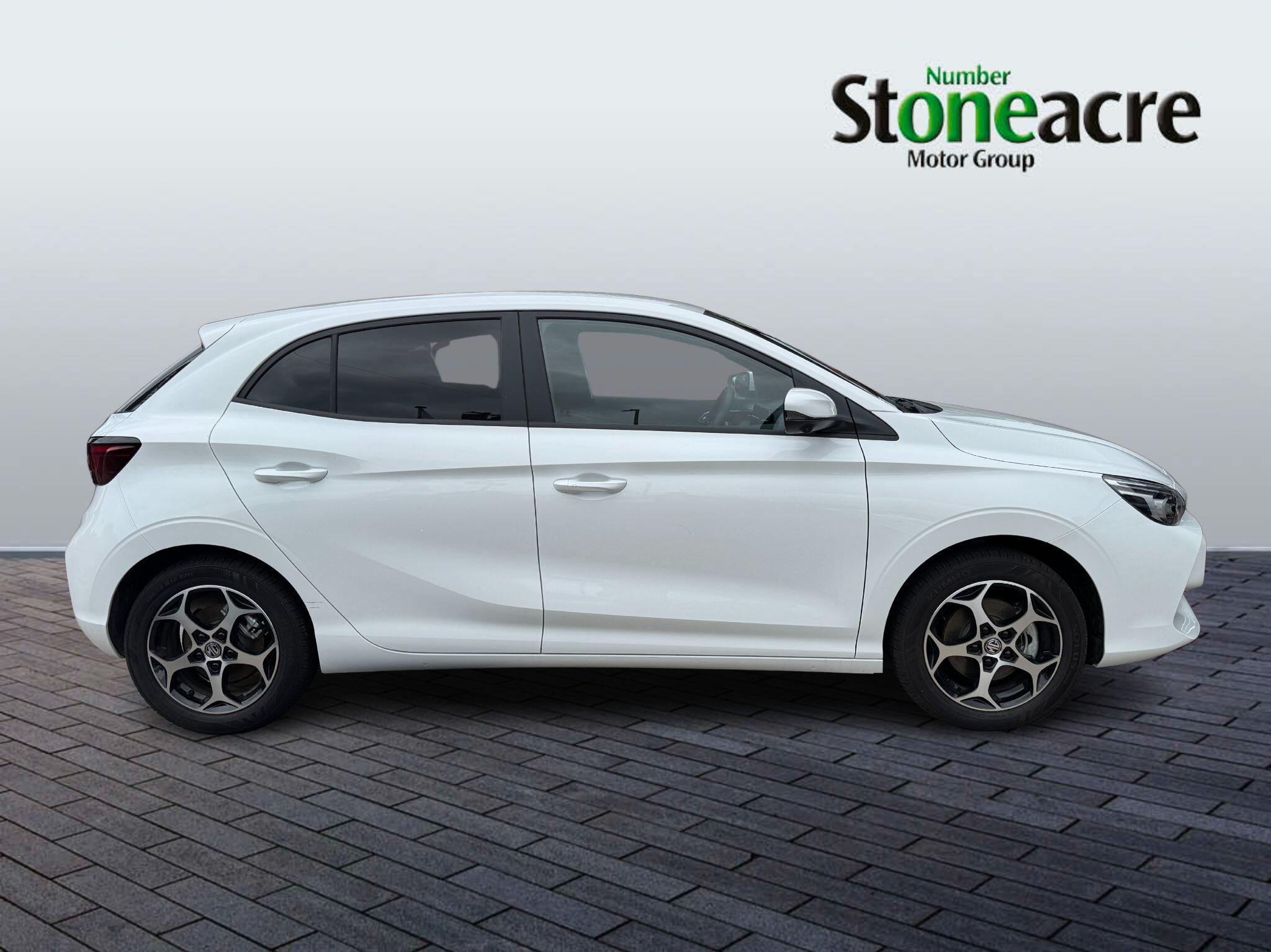 MG 3 1.5 MHEV Trophy Auto Euro 6 (s/s) 5dr BVZ8465 Image 2