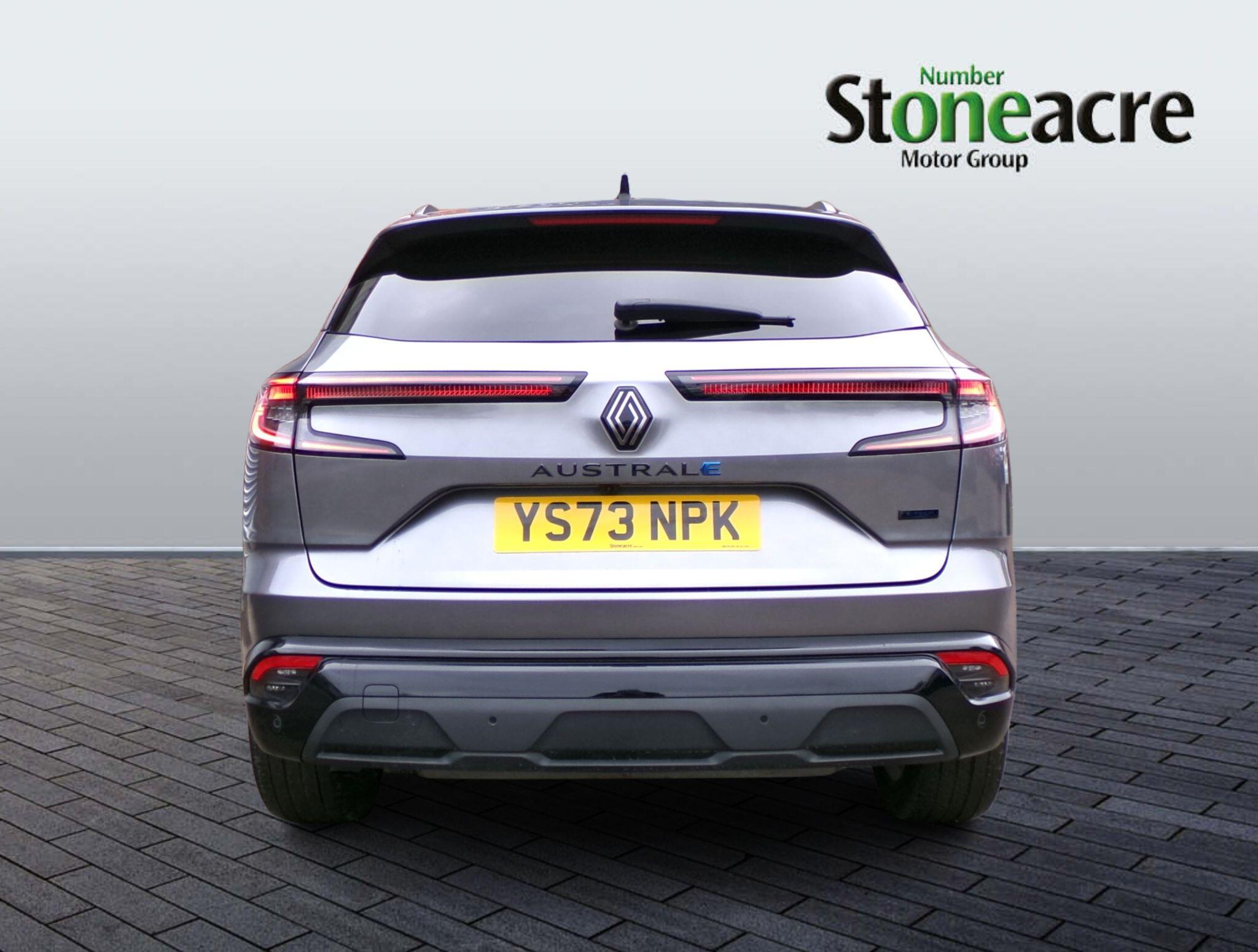 Renault Austral E-Tech 1.2 E-Tech FHEV Iconic Esprit Alpine 5dr Auto 4C YS73NPK Image 3