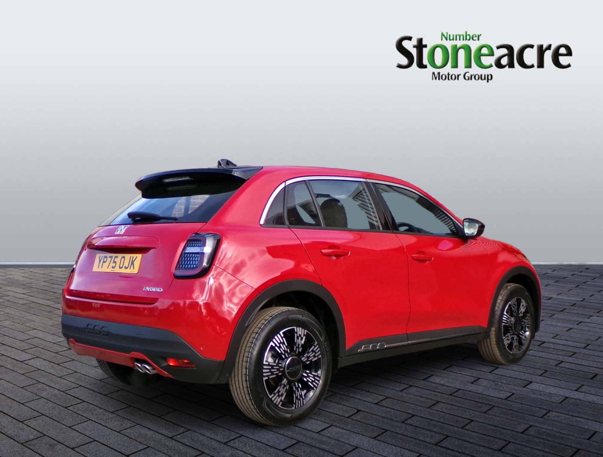 Fiat 600 1.2 MHEV e-DCT Euro 6 (s/s) 5dr YP75OJK Image 2