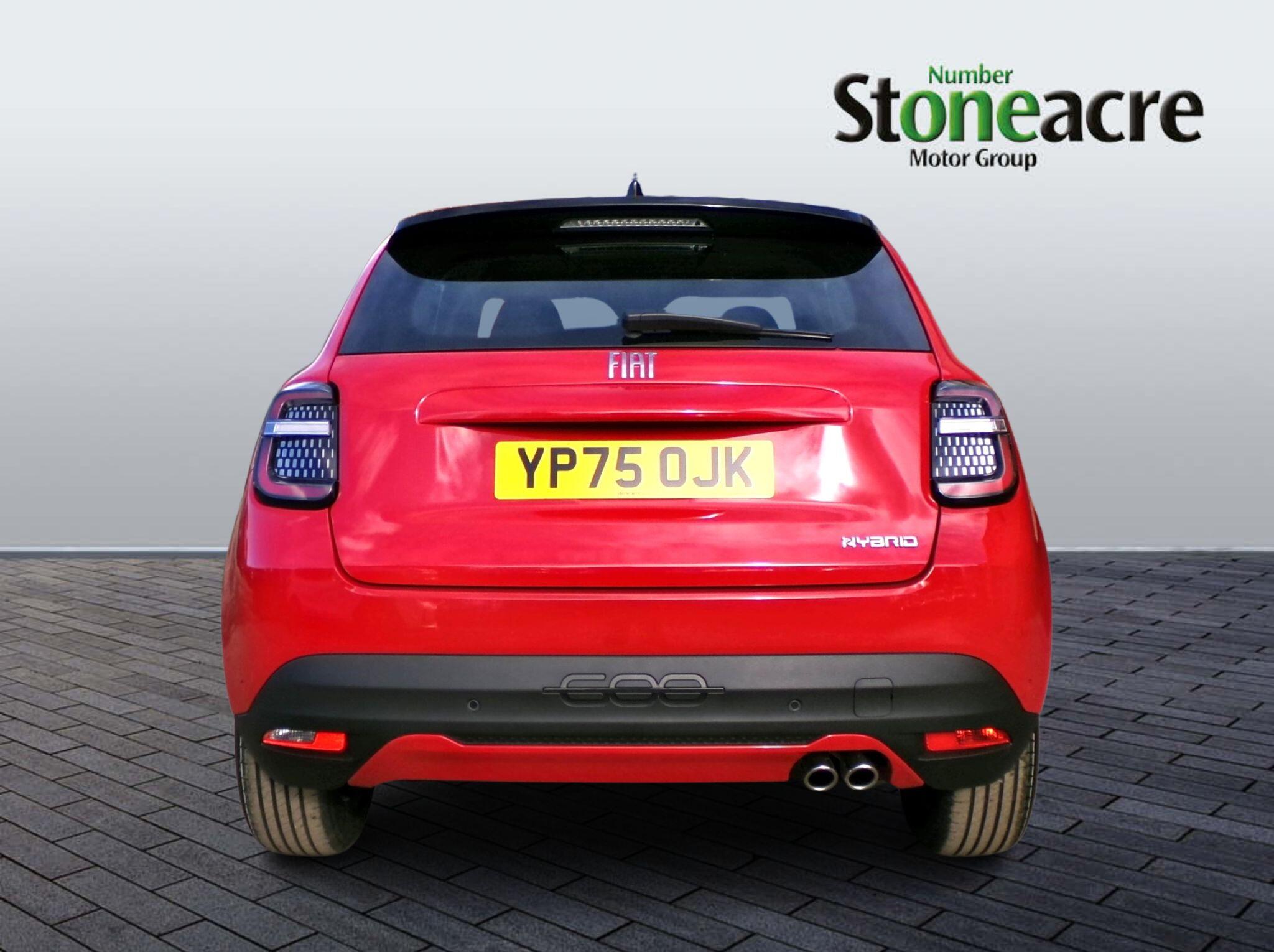 Fiat 600 1.2 MHEV e-DCT Euro 6 (s/s) 5dr YP75OJK Image 3