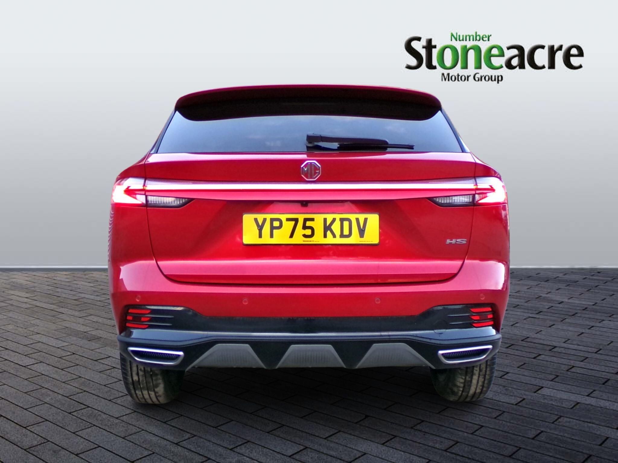 MG HS 1.5 T-GDI Trophy Euro 6 (s/s) 5dr YP75KDV Image 3