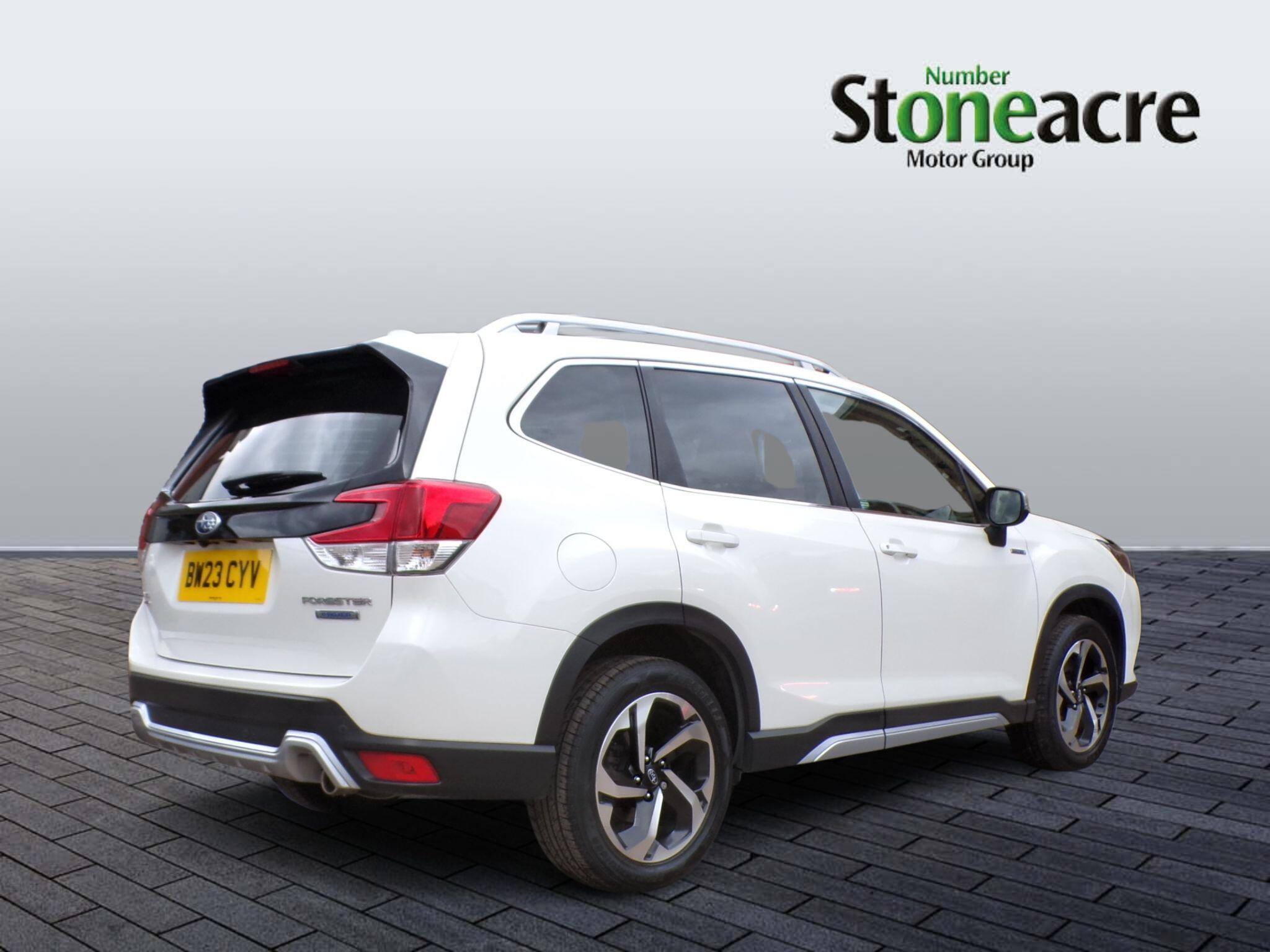 Subaru Forester 2.0 i e-Boxer XE Premium Lineartronic 4WD Euro 6 (s/s) 5dr BW23CYV Image 3