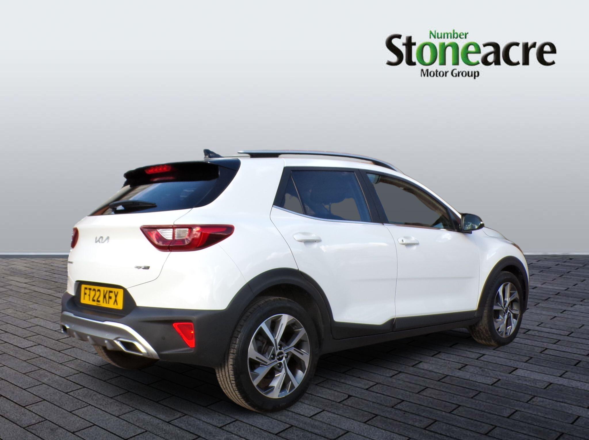 Kia Stonic 1.0 T-GDi MHEV GT-Line SUV 5dr Petrol Hybrid Manual Euro 6 (s/s) (118 bhp) FT22KFX Image 3