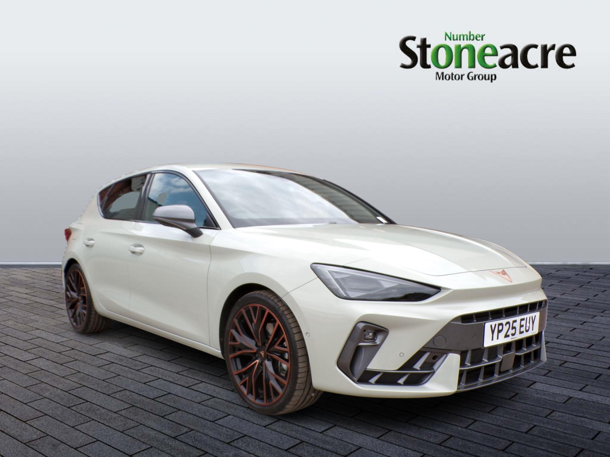CUPRA Leon 1.5 eHybrid 25.8kWh V3 DSG Euro 6 (s/s) 5dr YP25EUY Image 1