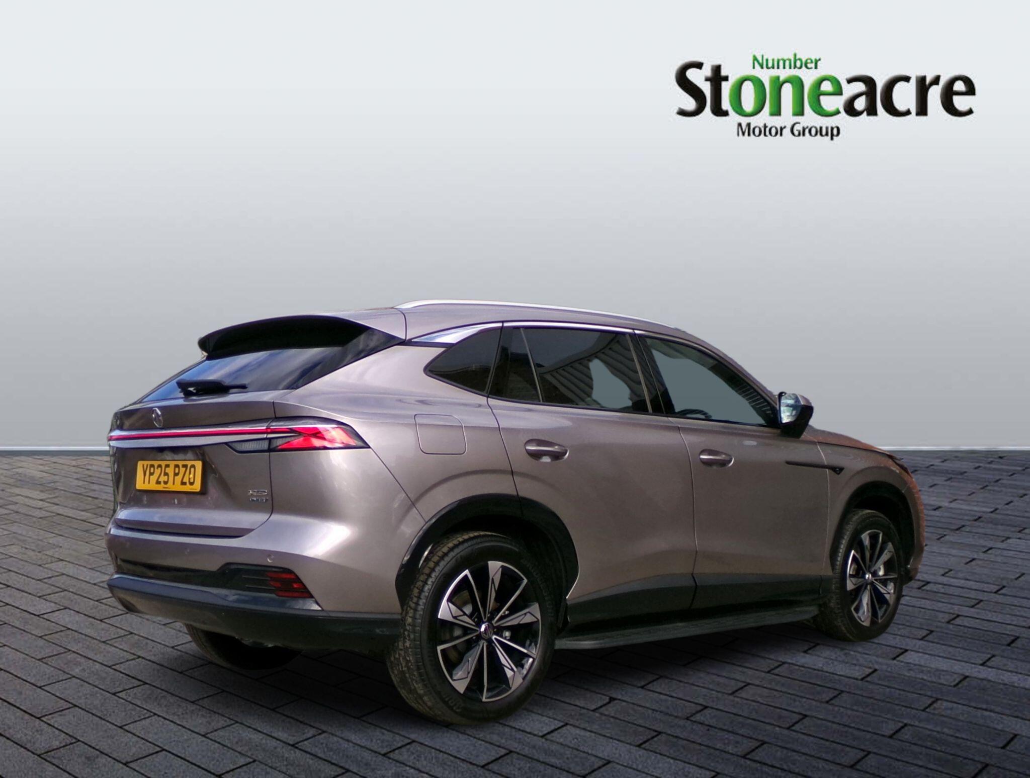 MG MG HS 1.5 T-GDI 24.7 kWh SE Auto Euro 6 (s/s) 5dr YP25PZO Image 2